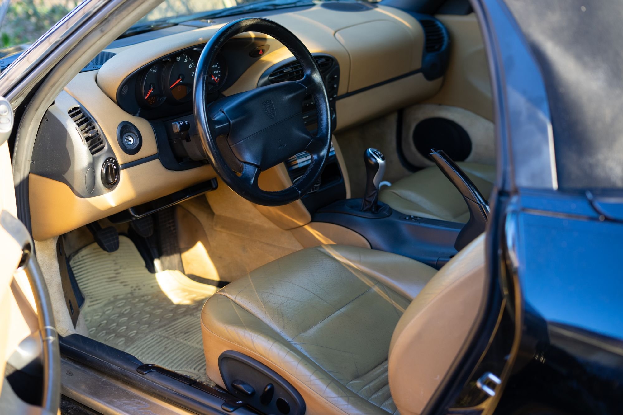 1998 Porsche Boxster - 98' Boxster Base, 5 SPD, Service History - Used - VIN WP0CA2987WS621327 - 86,800 Miles - 6 cyl - 2WD - Manual - Convertible - Black - Portland, OR 97211, United States