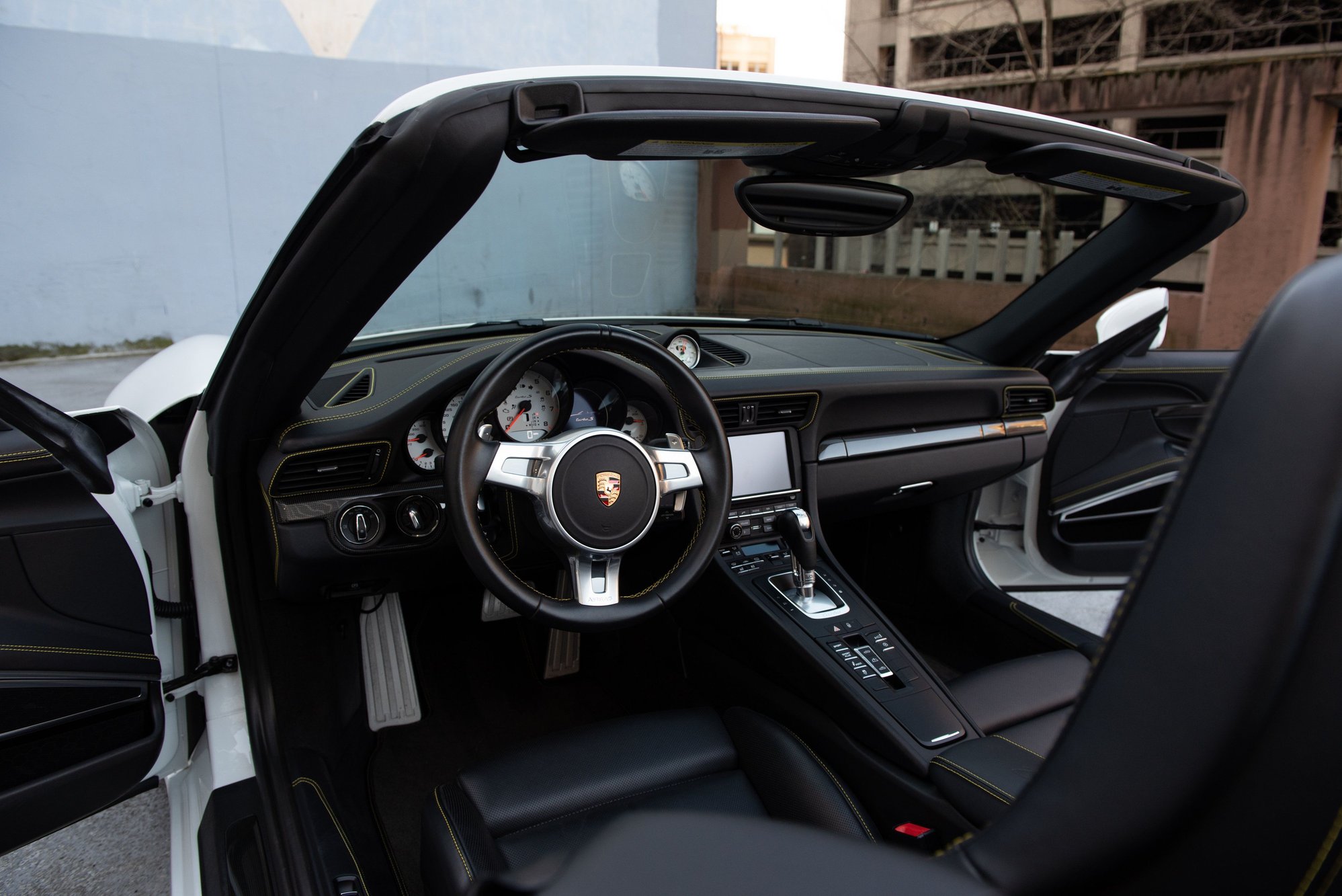 2016 Porsche 911 - 2016 911 Turbo S Cabriolet White/Black Exclusive Edition - Used - VIN WP0CD2A97GS178190 - 8,067 Miles - 6 cyl - AWD - Automatic - Convertible - White - Seattle, WA 98112, United States