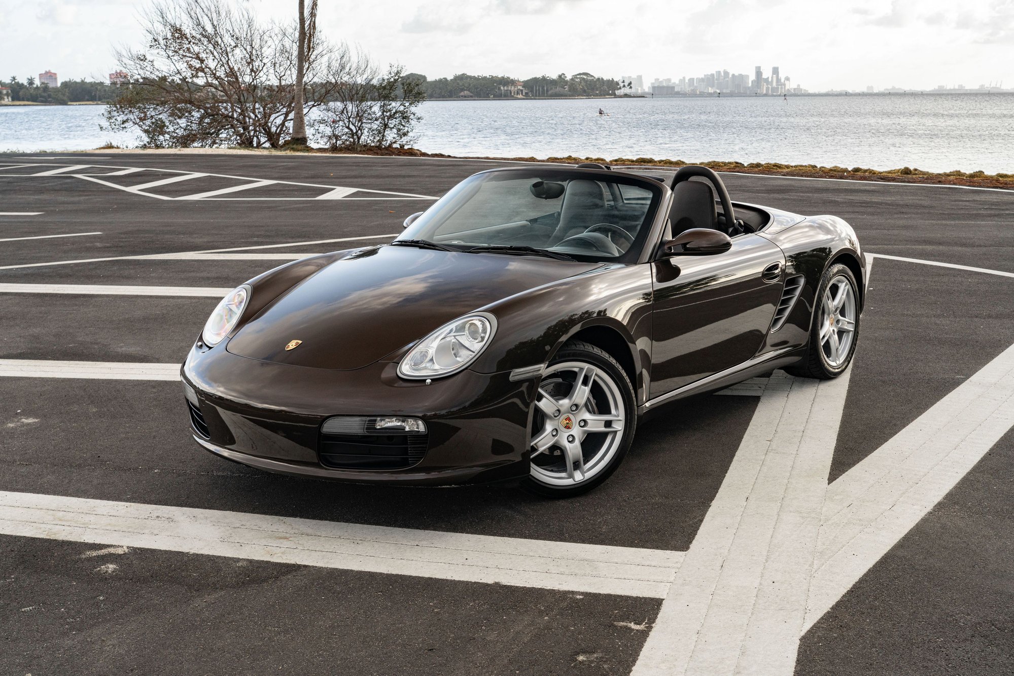 CARSON ポルシェ　Boxter 2005 Porsche Boxster VIN: WP0CA29845U711716 - CLASSIC.COM