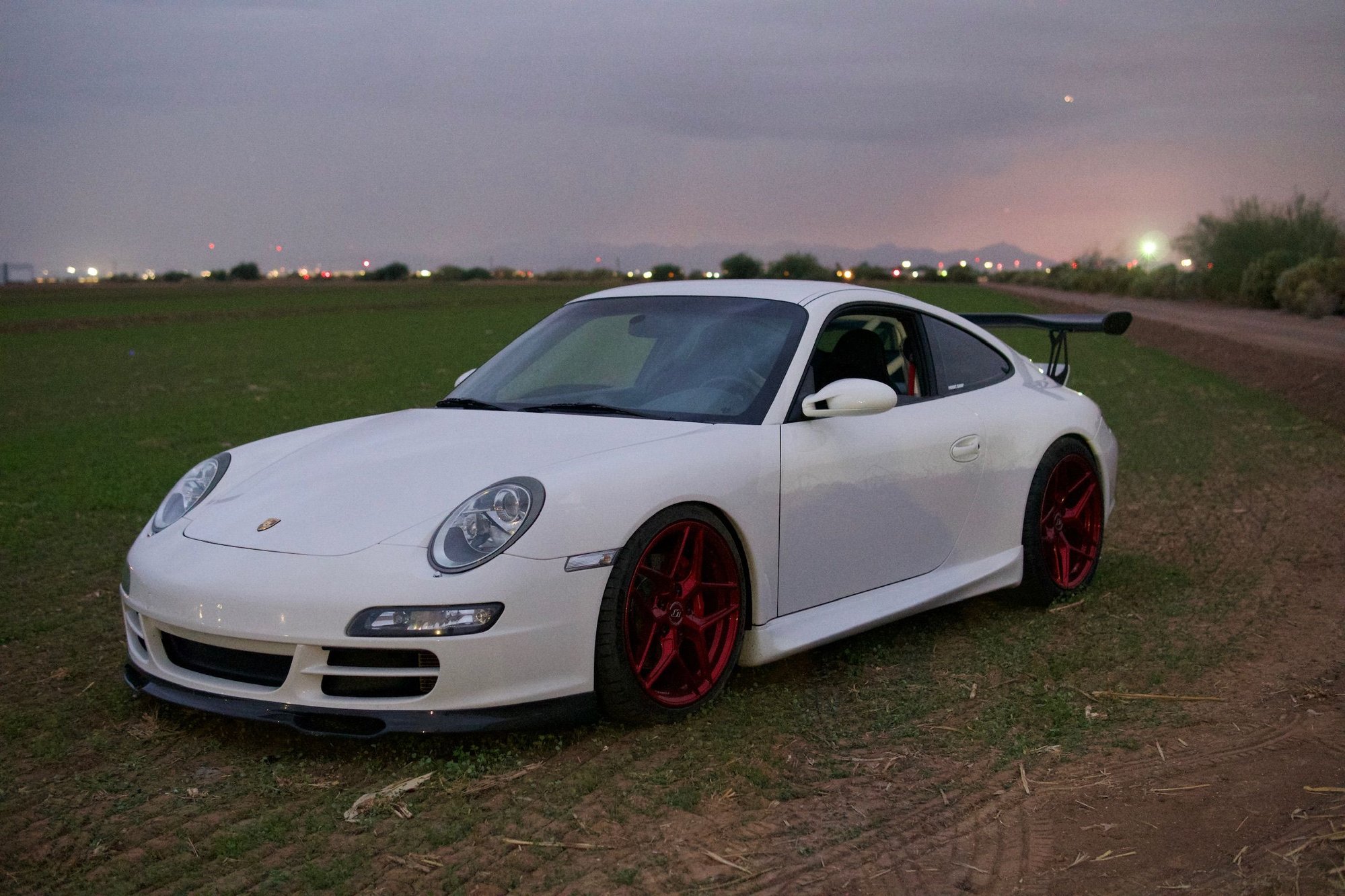 2006 Porsche 911 - Modified 2006 C2S 997.1 6spd - Used - VIN WP0AB29936S742997 - 6 cyl - 2WD - Manual - Coupe - White - Gilbert, AZ 85298, United States