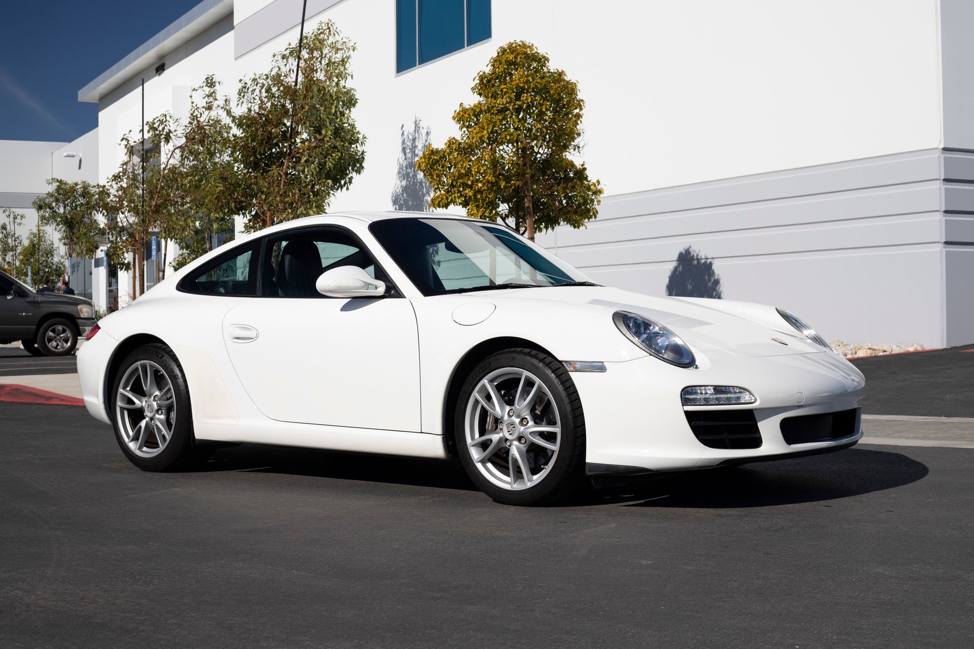 2011 Porsche 911 - 2011 White Porsche Carrera Coupe PDK - Used - VIN WP0AA2A95BS706124 - 61,090 Miles - 6 cyl - 2WD - Automatic - White - Corona, CA 92880, United States