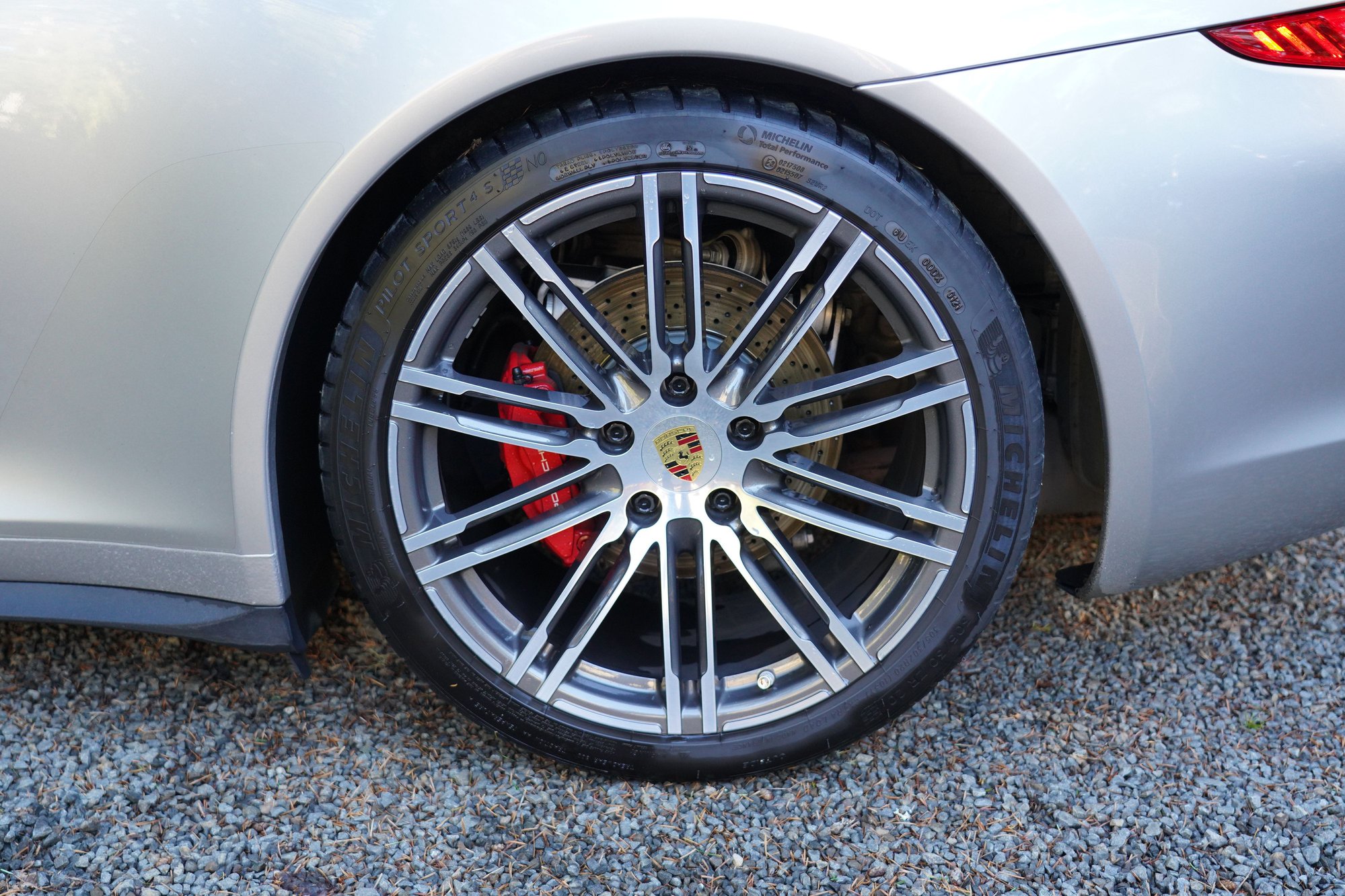2013 Porsche 911 - 2013 911 Carrera 4 S - Used - VIN WP0AB2A9XDS121099 - 38,100 Miles - 6 cyl - AWD - Automatic - Coupe - Silver - Long Beach, WA 98631, United States