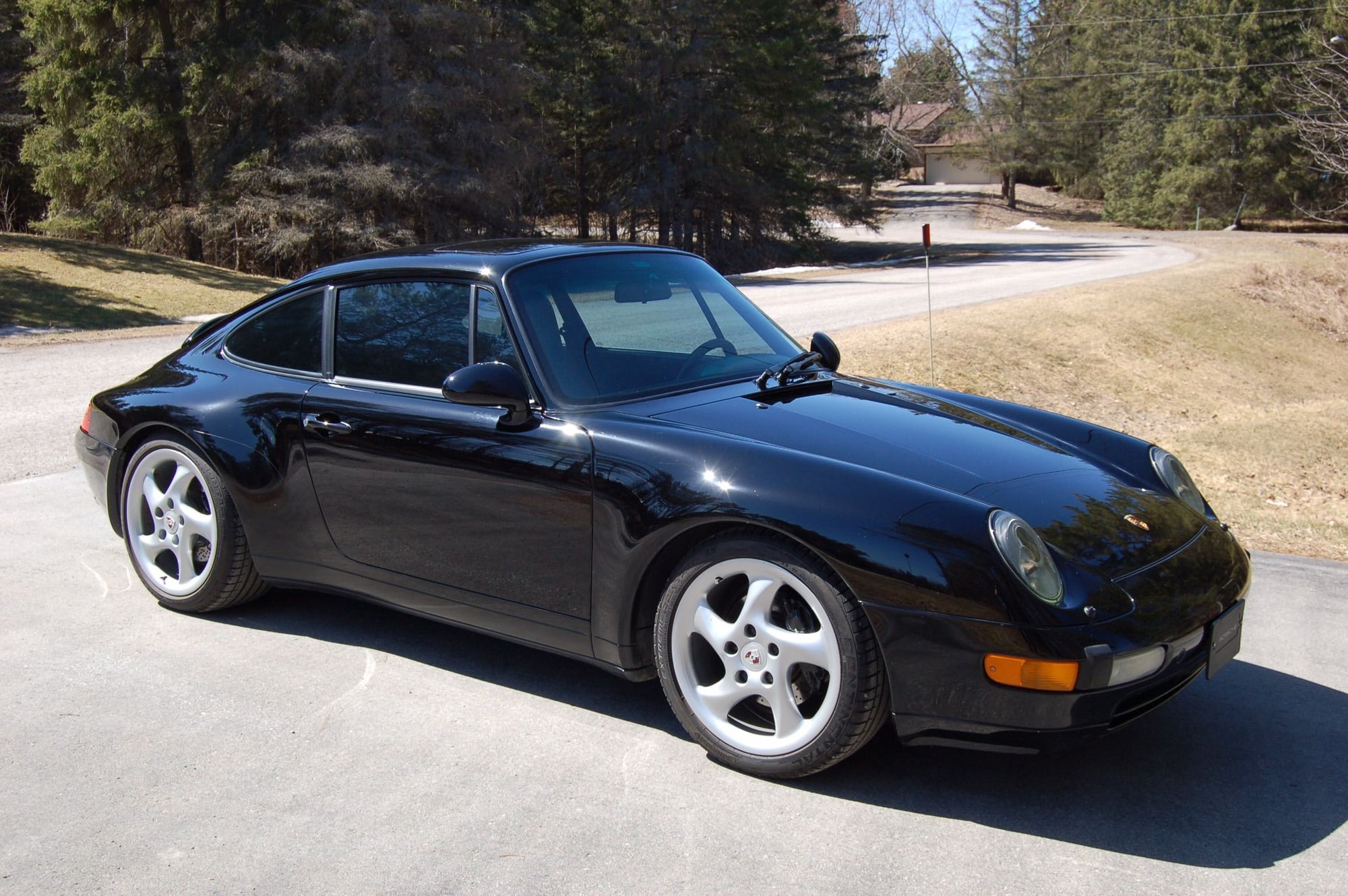 1995 Porsche 911 - 1995 Porsche Carrera 911 ( 993 C2 ) - Used - VIN WP00AA2997SS32063 - 2WD - Manual - Coupe - Black - Bethany, ON L0A1A0, Canada