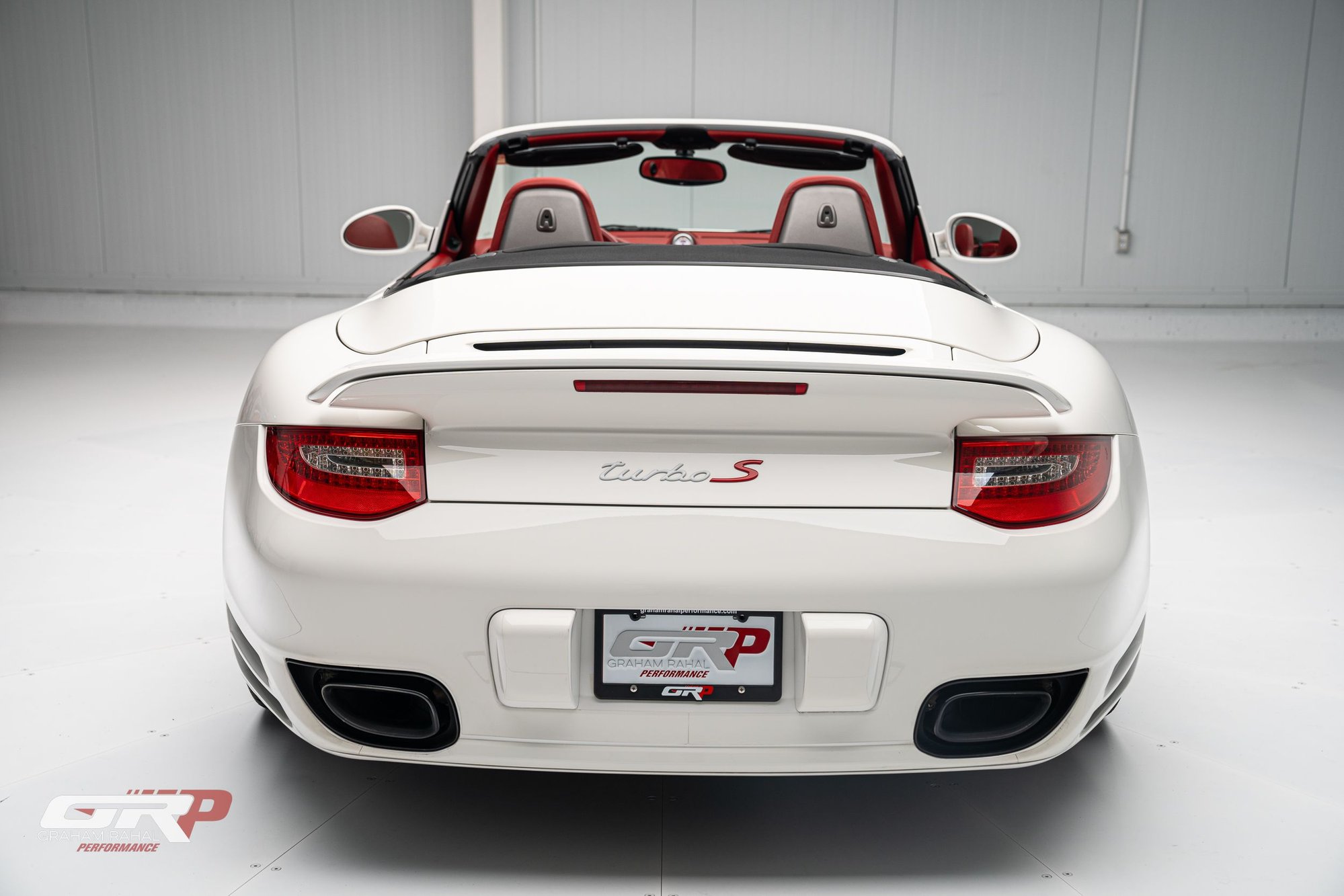 2011 Porsche 911 - 2011 Turbo S Cabriolet - Carrara White over Carrara Red - Used - VIN WP0CD2A99BS77335 - 24,768 Miles - 6 cyl - AWD - Automatic - Convertible - White - Indianapolis, IN 46077, United States
