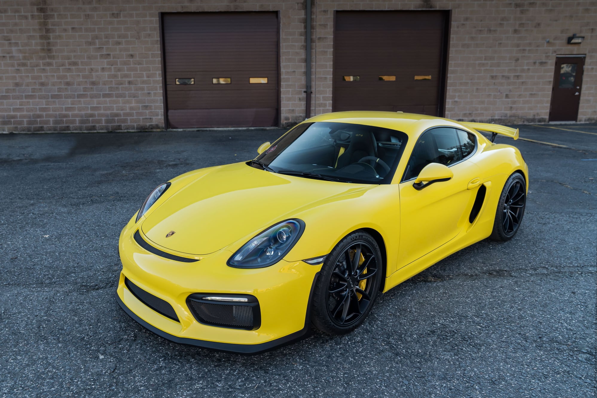 2016 Porsche Cayman GT4 - Highly optioned GT4 for sale - Used - VIN WP0AC2A8XGK191971 - 3,465 Miles - 6 cyl - 2WD - Manual - Coupe - Yellow - Wyckoff, NJ 07481, United States