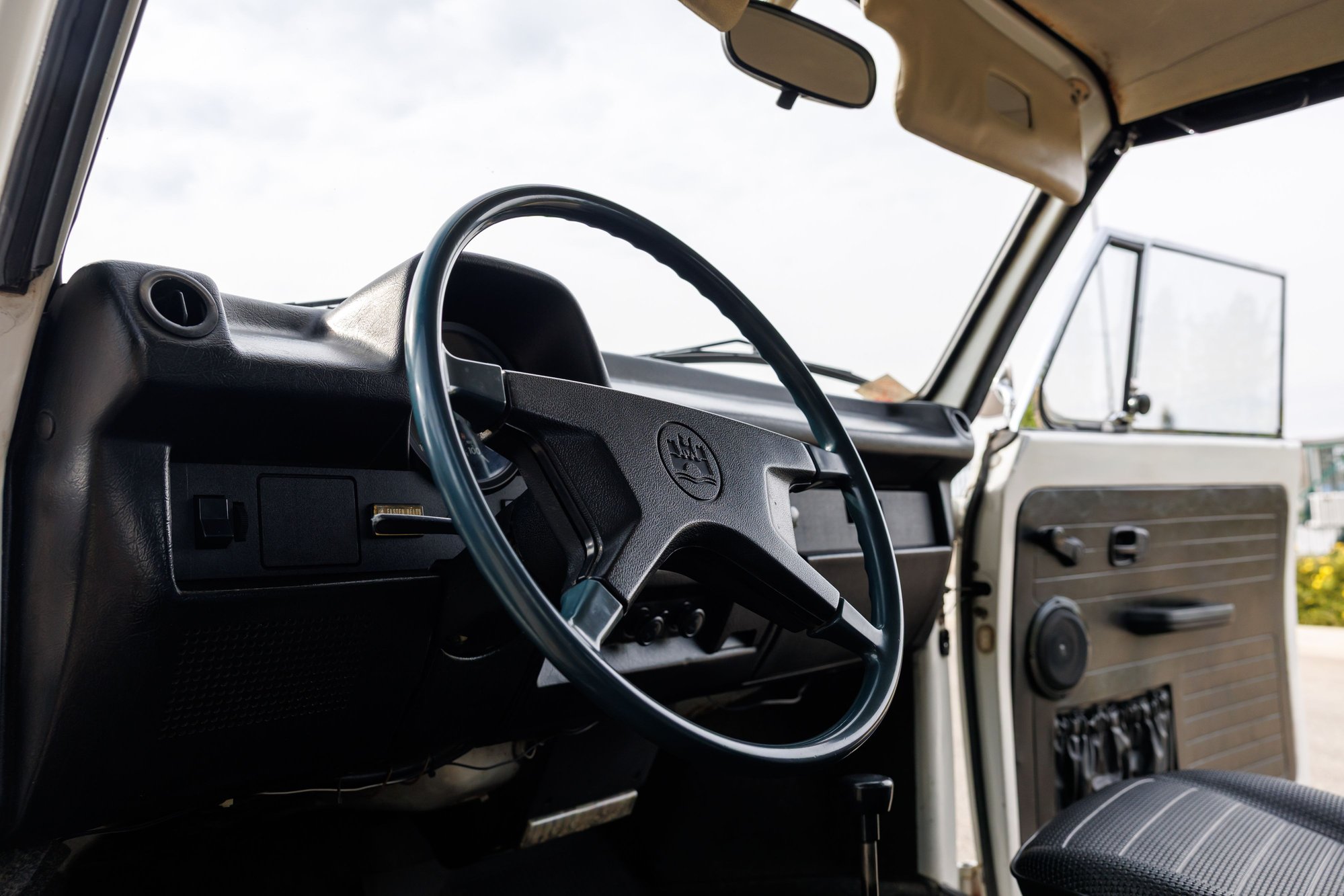 1978 Volkswagen Super Beetle - 1978 Volkswagen super beetle convertible - Used - Fresno, CA 93720, United States