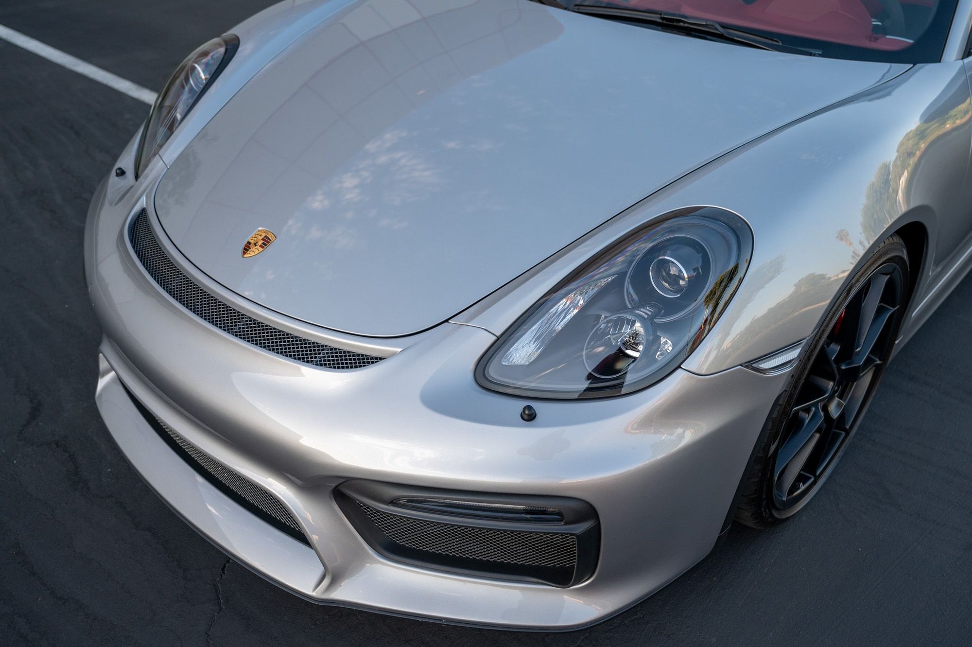 2016 Porsche Boxster - 2016 Boxster Spyder | GT Silver | Spyder Garnet Red Interior | Great spec | 8500~ mi - Used - VIN WP0CC2A82GS152669 - 8,500 Miles - 6 cyl - 2WD - Manual - Convertible - Silver - San Jose, CA 95035, United States
