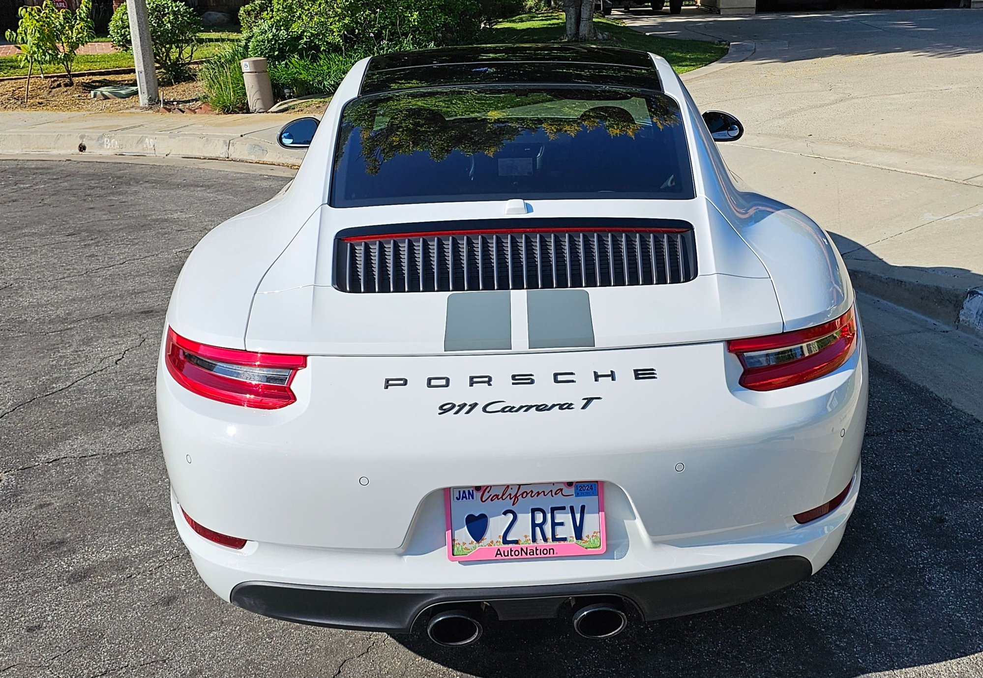 2019 Porsche 911 - 2019 Carrera T Low Miles PERECT condition, never tracked (wife's car) - Used - VIN WP0AA2A98KS103927 - 10,350 Miles - 6 cyl - 2WD - Automatic - Coupe - White - Rowland Heights, CA 91748, United States