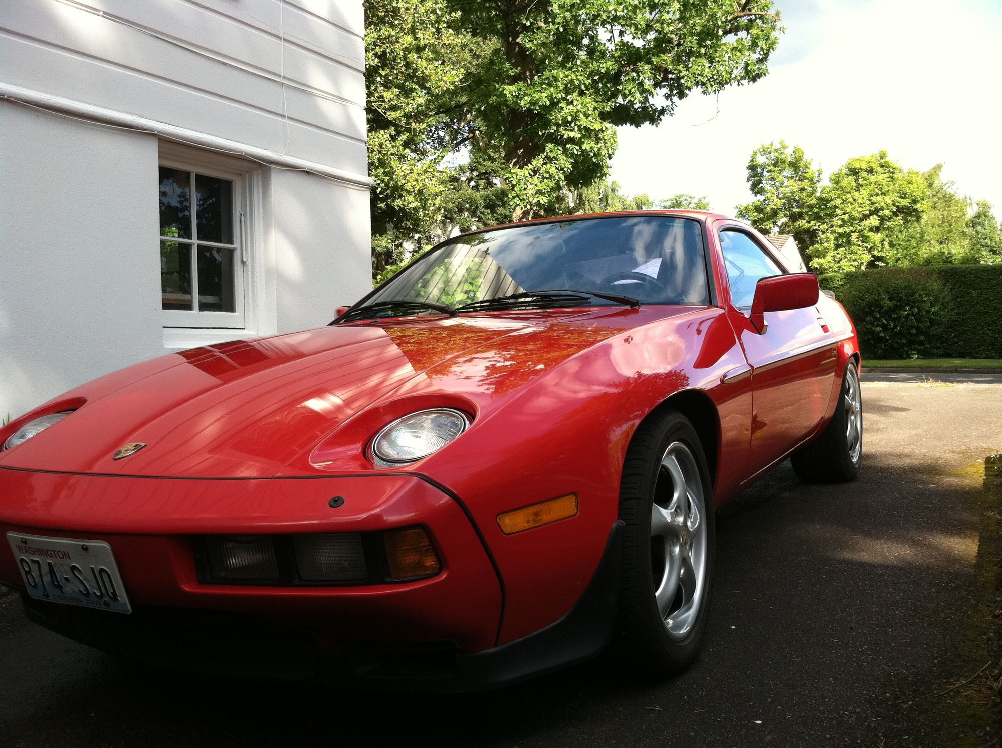 1986 Porsche 928 - 1986.5 928S 5-speed manual with LSD and adjustable Koni shocks - Used - VIN WP0JB0925GS862454 - 146,300 Miles - 8 cyl - 2WD - Manual - Hatchback - Red - Enumclaw, WA 98022, United States