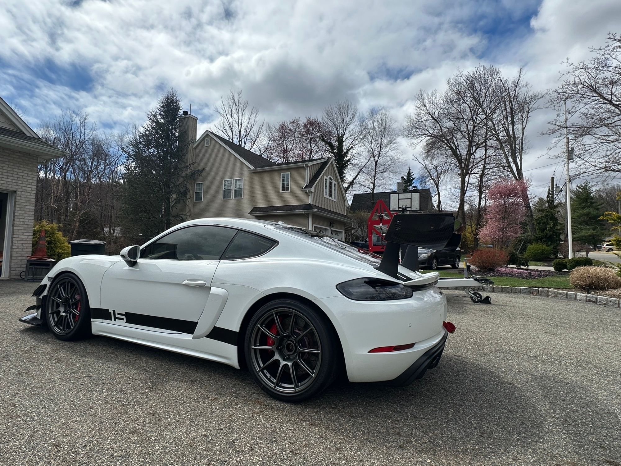2021 Porsche 718 Cayman - 2021 Porsche Cayman GT4, Track Ready! - Used - VIN WP0AC2A84MS289339 - 5,671 Miles - 6 cyl - 2WD - Automatic - Coupe - White - Butler, NJ 07405, United States