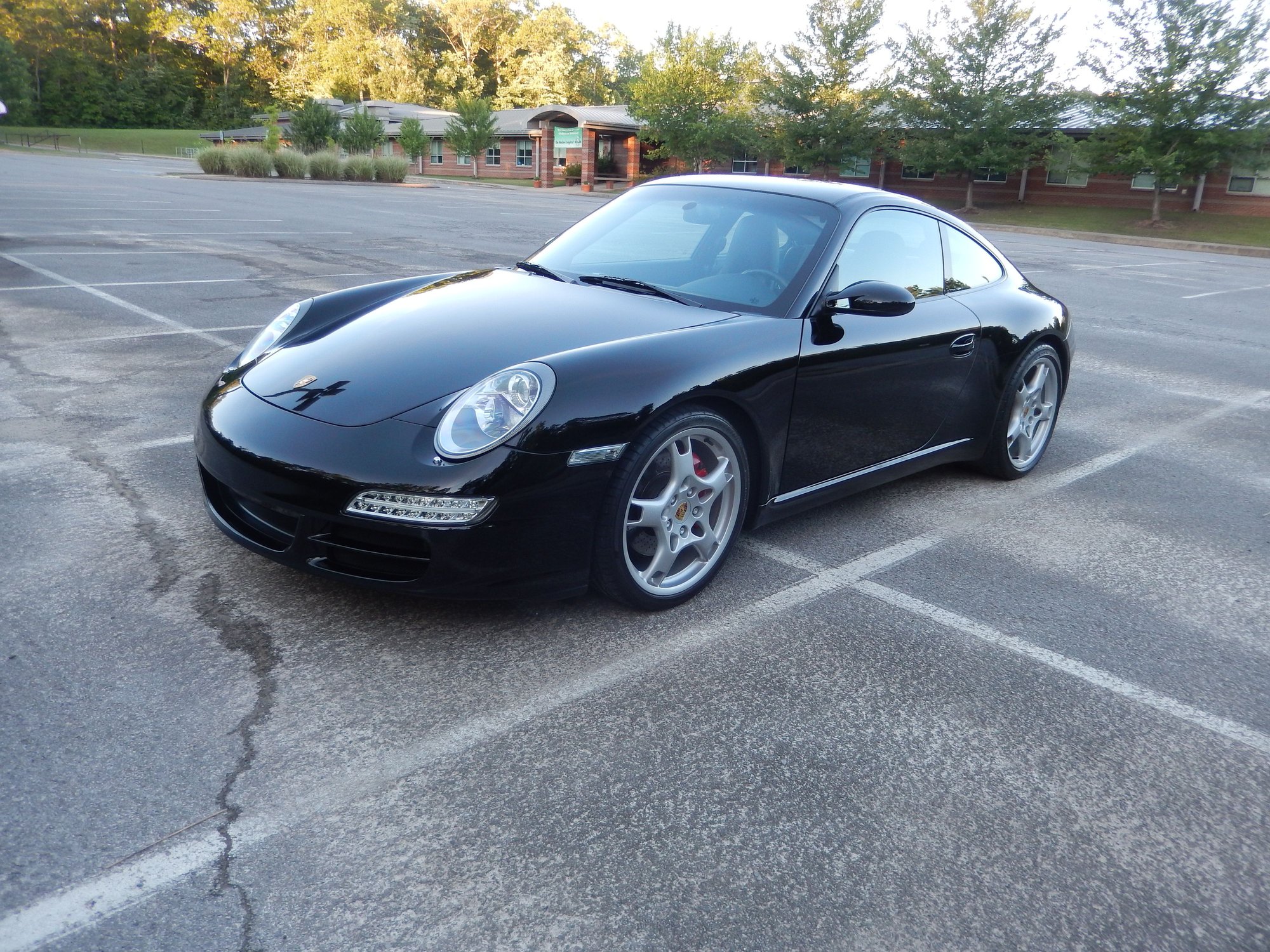 2006 Porsche 911 - 2006 Porsche Carrera S - Exceptional Condition - Used - VIN WPOAB29986S744261 - 6 cyl - 2WD - Manual - Coupe - Black - Signal Mountain, TN 37377, United States