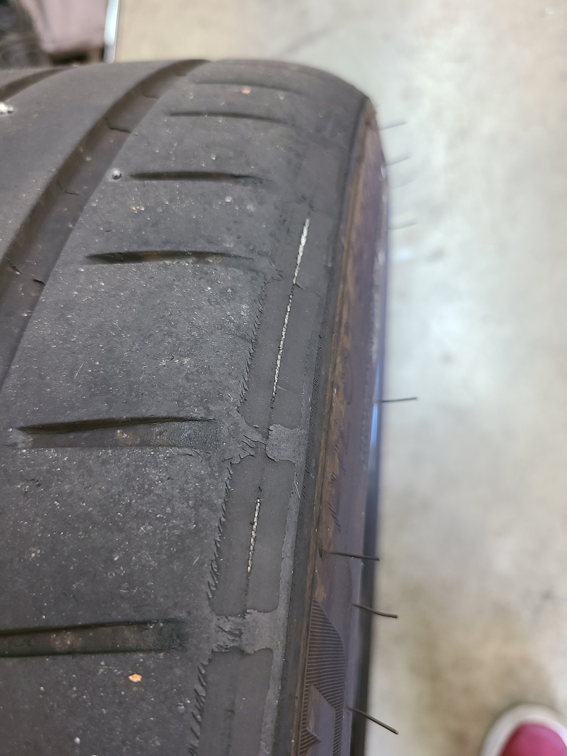 Is this normal tire wear in the rear? - Rennlist - Porsche Discussion Forums