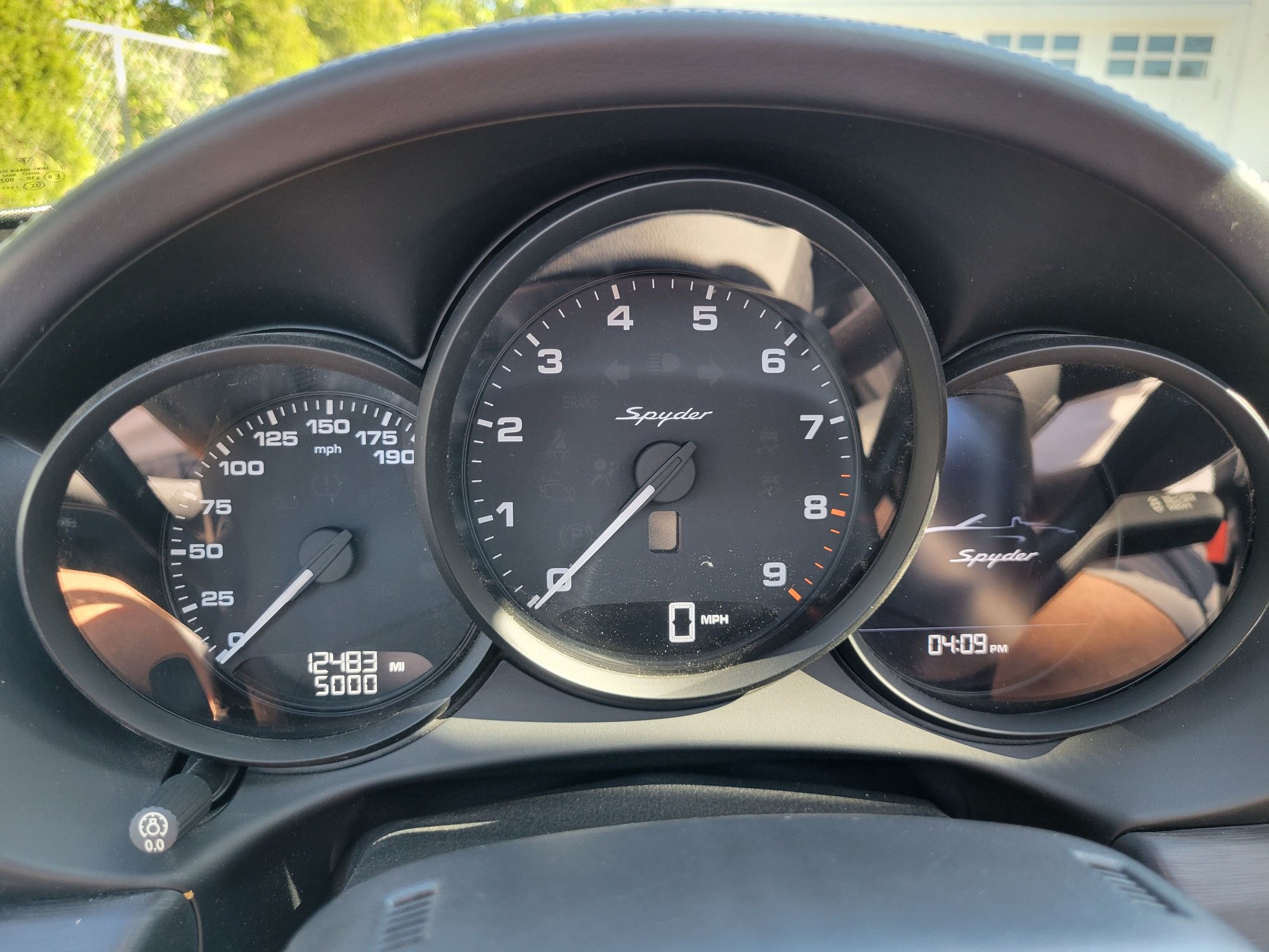 2016 Porsche Boxster - 2016 Porsche Boxster Spyder 6-Speed - Used - VIN WP0CC2A81GS152730 - 12,530 Miles - 6 cyl - AWD - Manual - Convertible - Gray - Sonoma, CA 95476, United States
