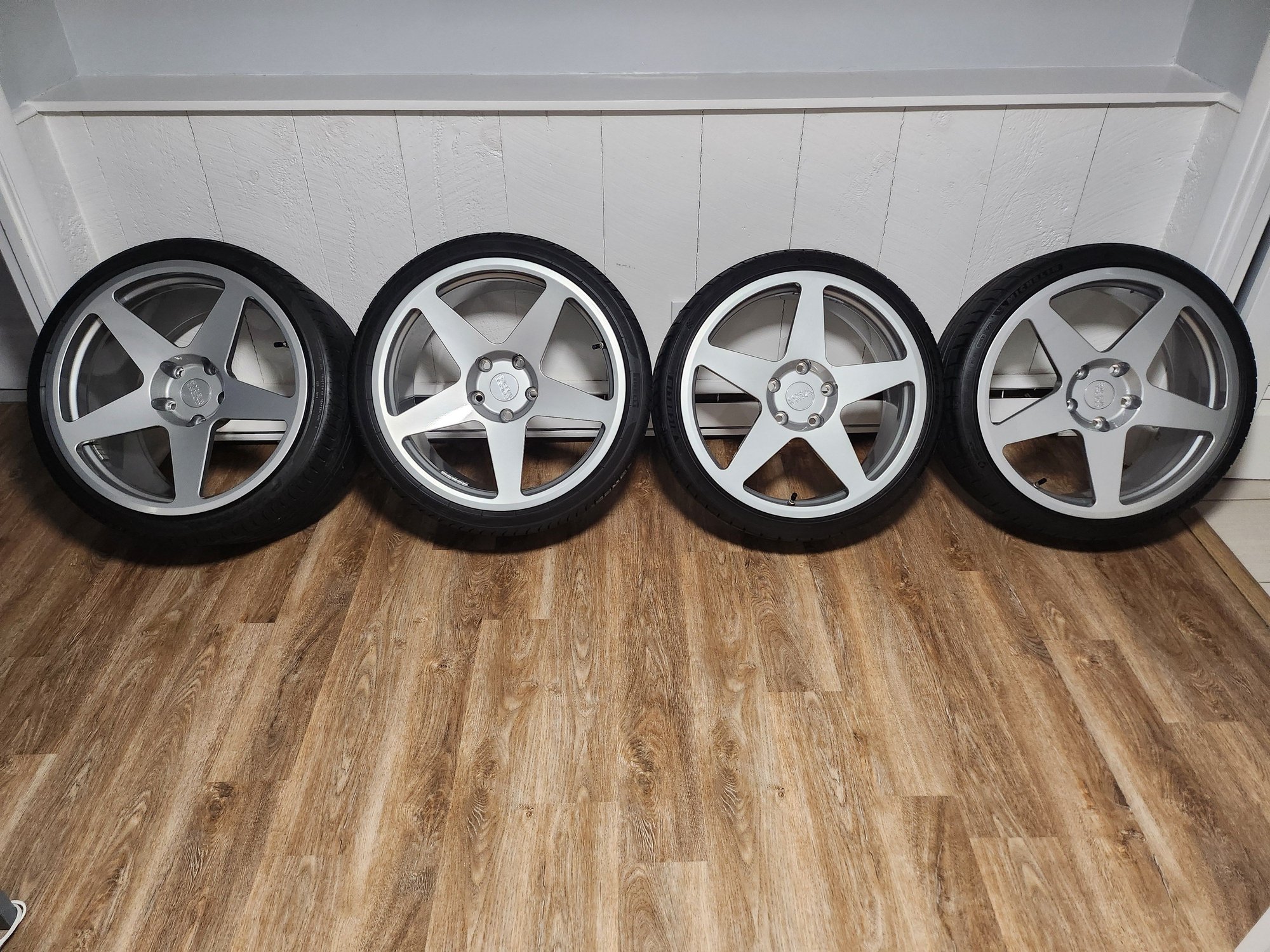 Wheels and Tires/Axles - 5-Lug 20 inch Forged wheels and tires - Used - 2007 to 2019 Porsche 911 - Foxboro, MA 02035, United States