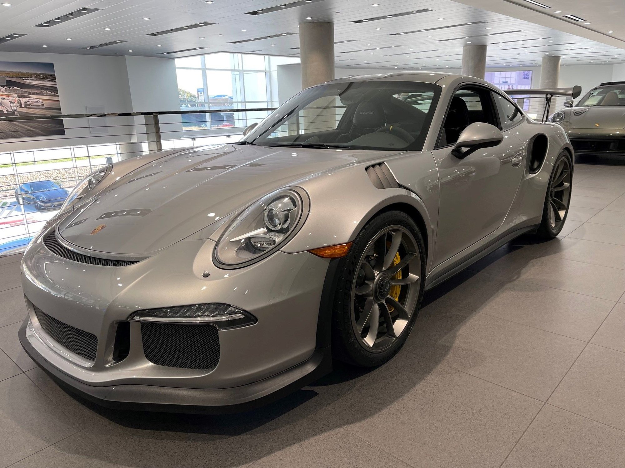 2016 Porsche 911 - 2016 GT3 RS CPO - Used - VIN WP0AF2A9XGS192229 - 5,200 Miles - 6 cyl - 2WD - Automatic - Coupe - Silver - Austin, TX 78759, United States