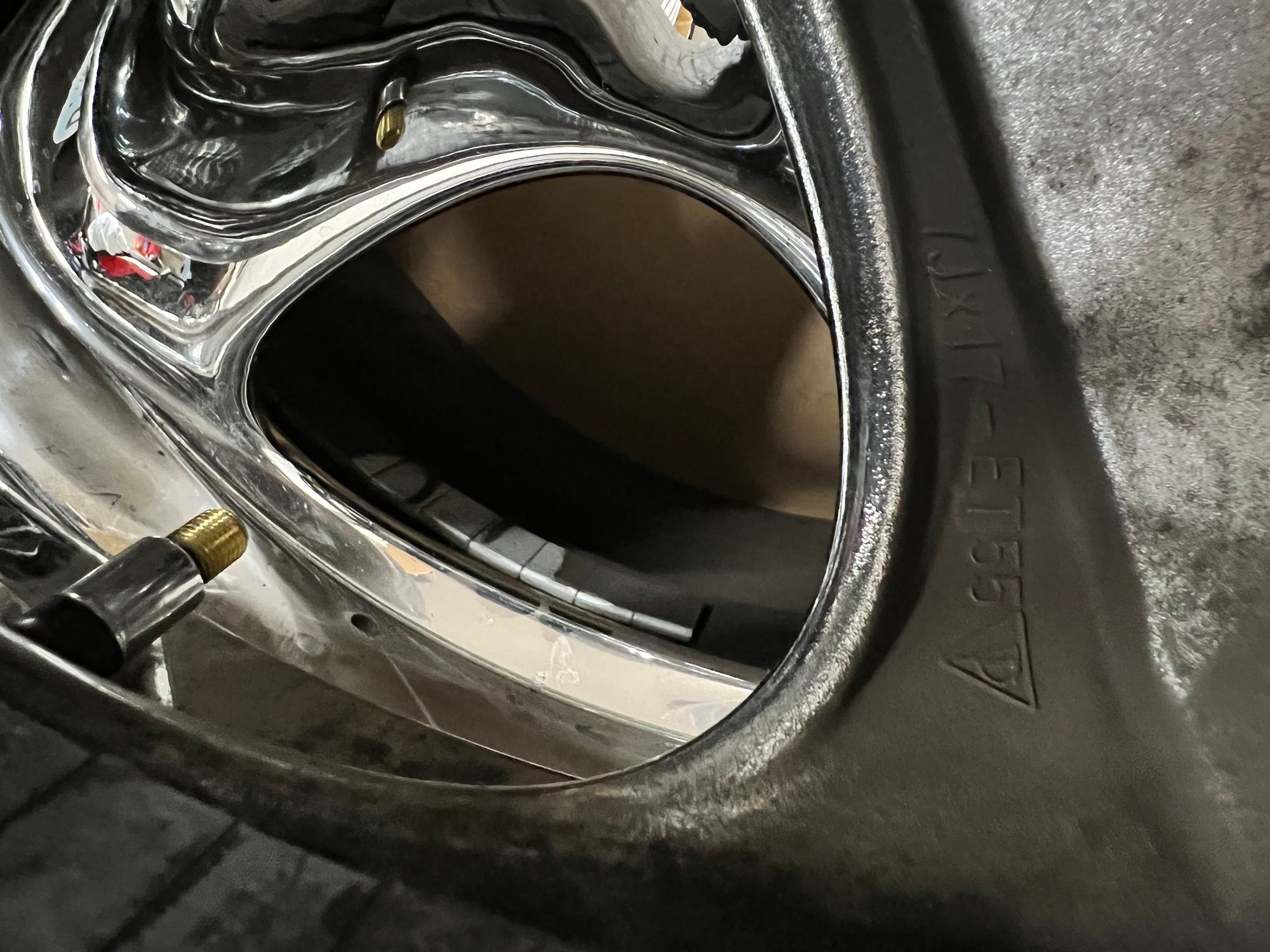 Wheels and Tires/Axles - 993 OEM chrome wheels - Used - 1995 to 1998 Porsche 911 - Gig Harbor, WA 98335, United States