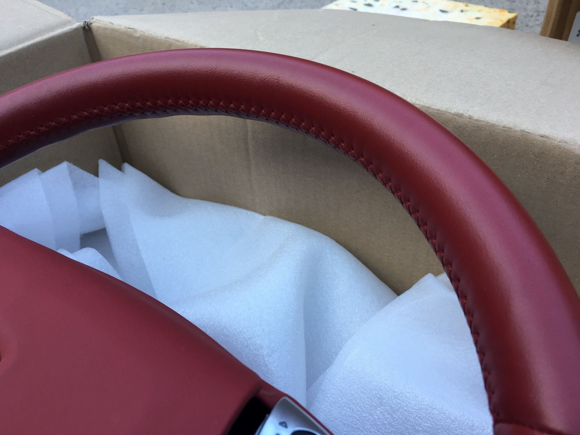 Interior/Upholstery - Porsche 911 997 Carrera Red Leather Multifunction Steering Wheel Excellent Conidtion - Used - 2005 to 2011 Porsche 911 - Palos Verdes Estates, CA 90274, United States