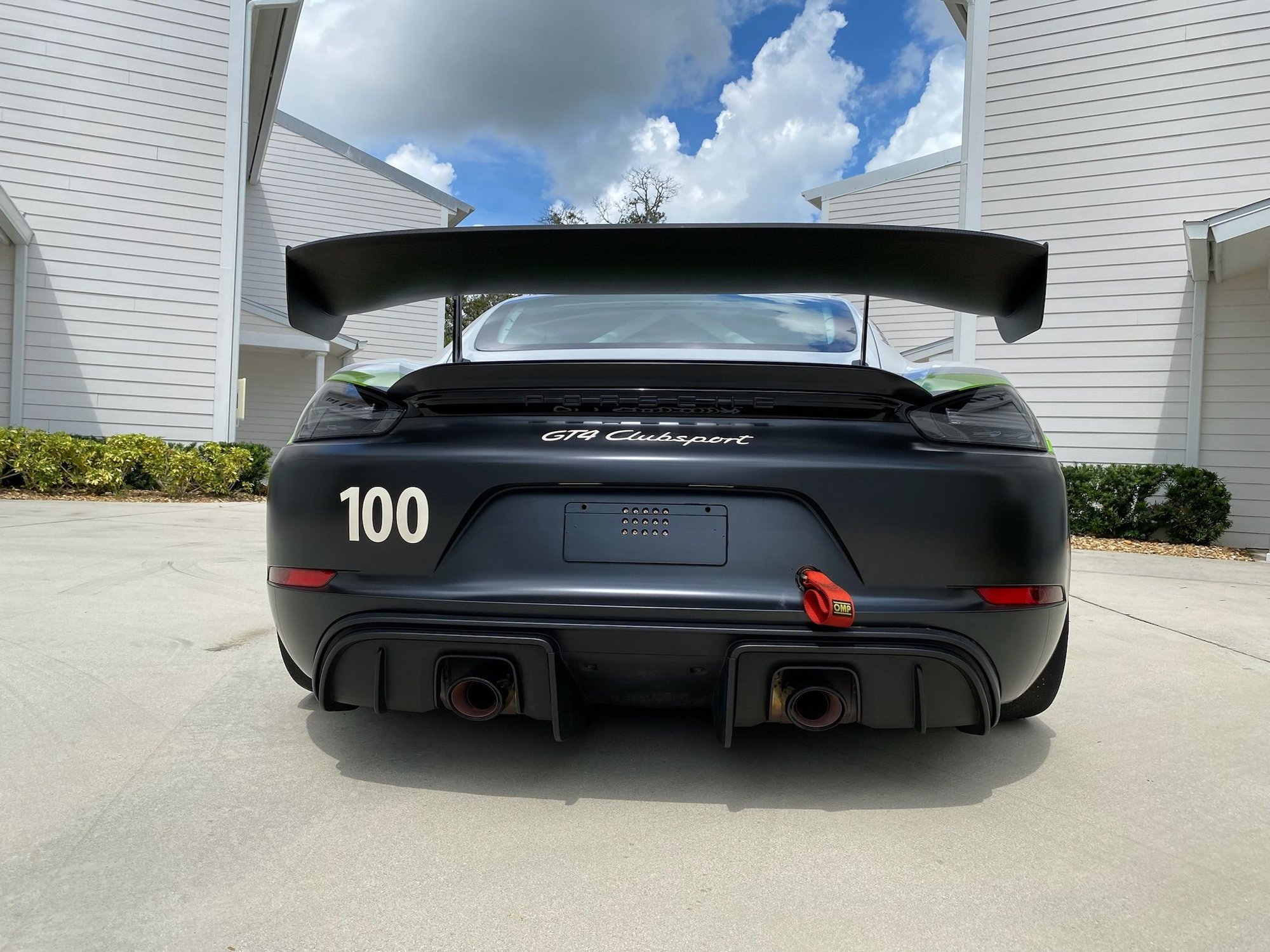 2020 Porsche 718 Cayman - 2020 Porsche 718 GT4 Clubsport Competition - Used - VIN WP0ZZZ98ZLK299742 - 2,675 Miles - Fort Myers, FL 33908, United States