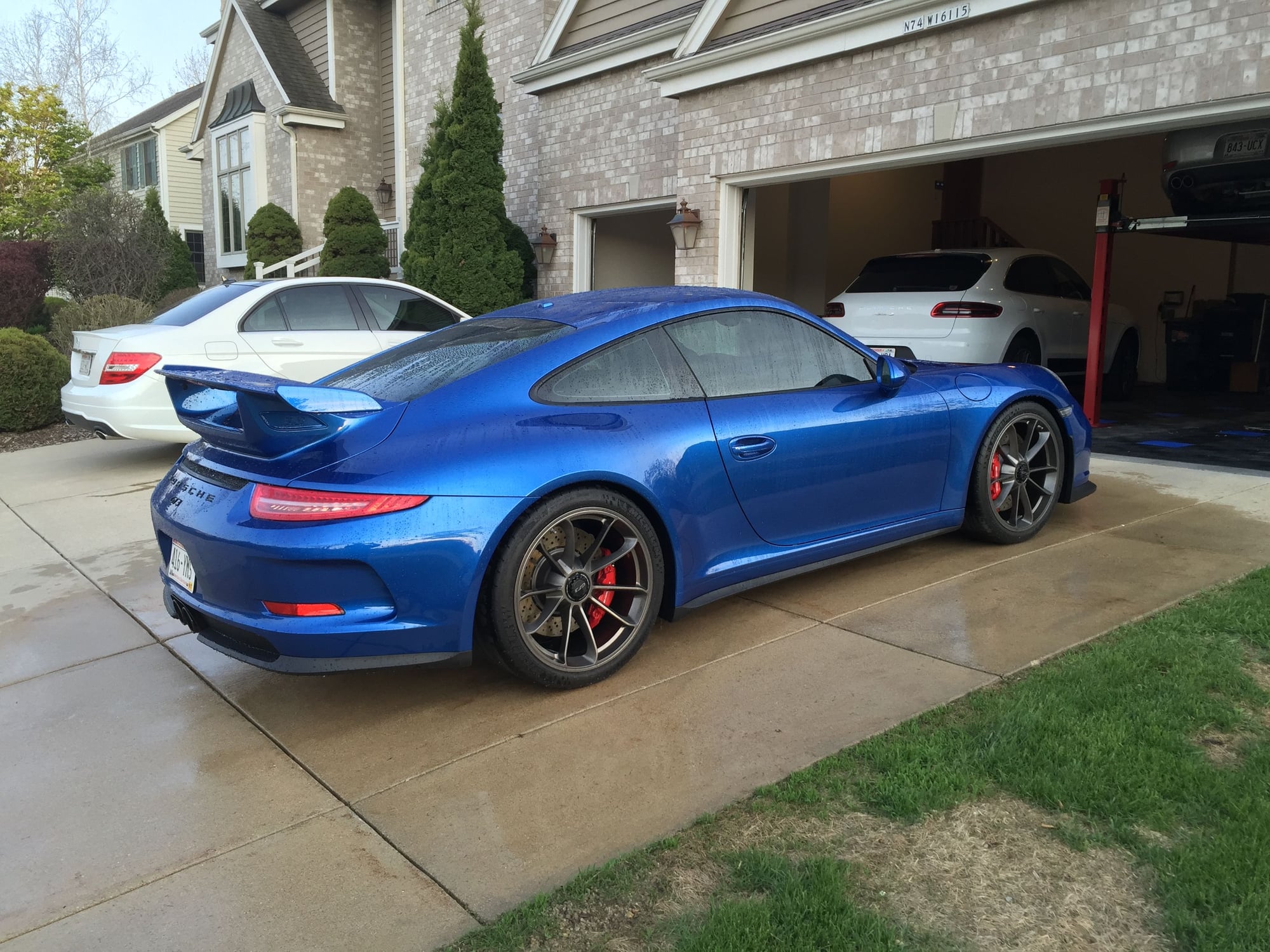 2016 Porsche GT3 - 2,400 miles/SB GT3 well optioned with LWBS - Used - VIN WP0AC2A98GS184249 - 2,234 Miles - 6 cyl - 2WD - Automatic - Coupe - Blue - Milwaukee, WI 53051, United States