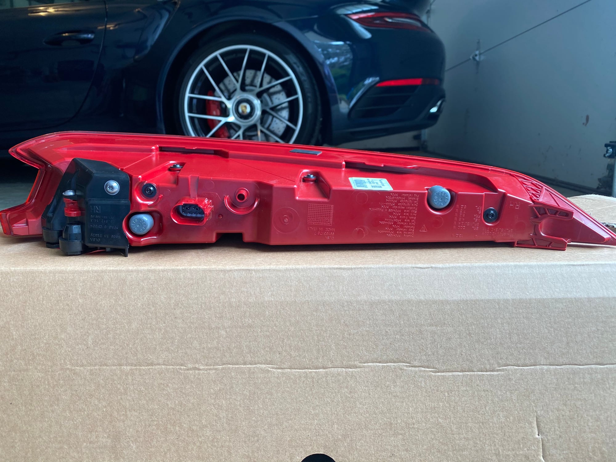 Lights - 991.2 red tail lights (pair) - Used - 2016 to 2019 Porsche 911 - Richmond, VA 23231, United States