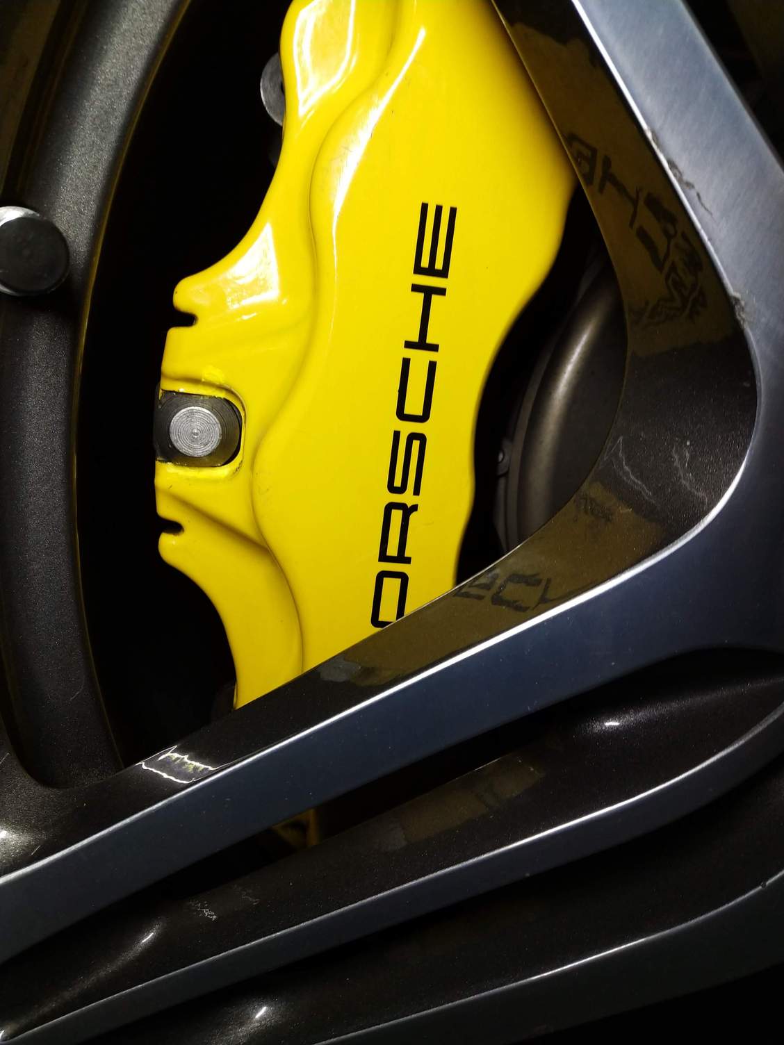 Caliper touch up paint?!? Rennlist Porsche Discussion Forums