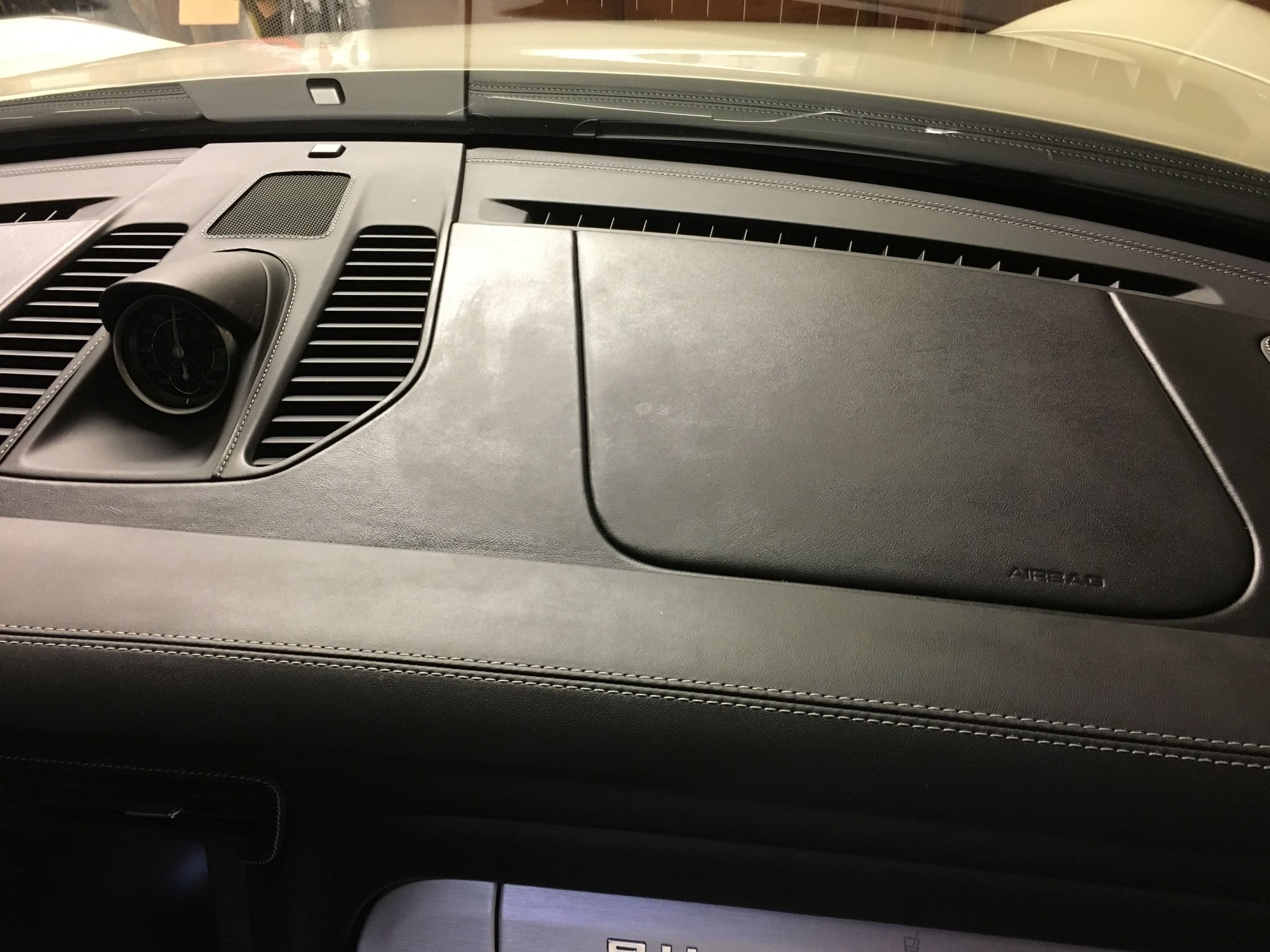 Leather dash cleaning recommendations? - Rennlist - Porsche