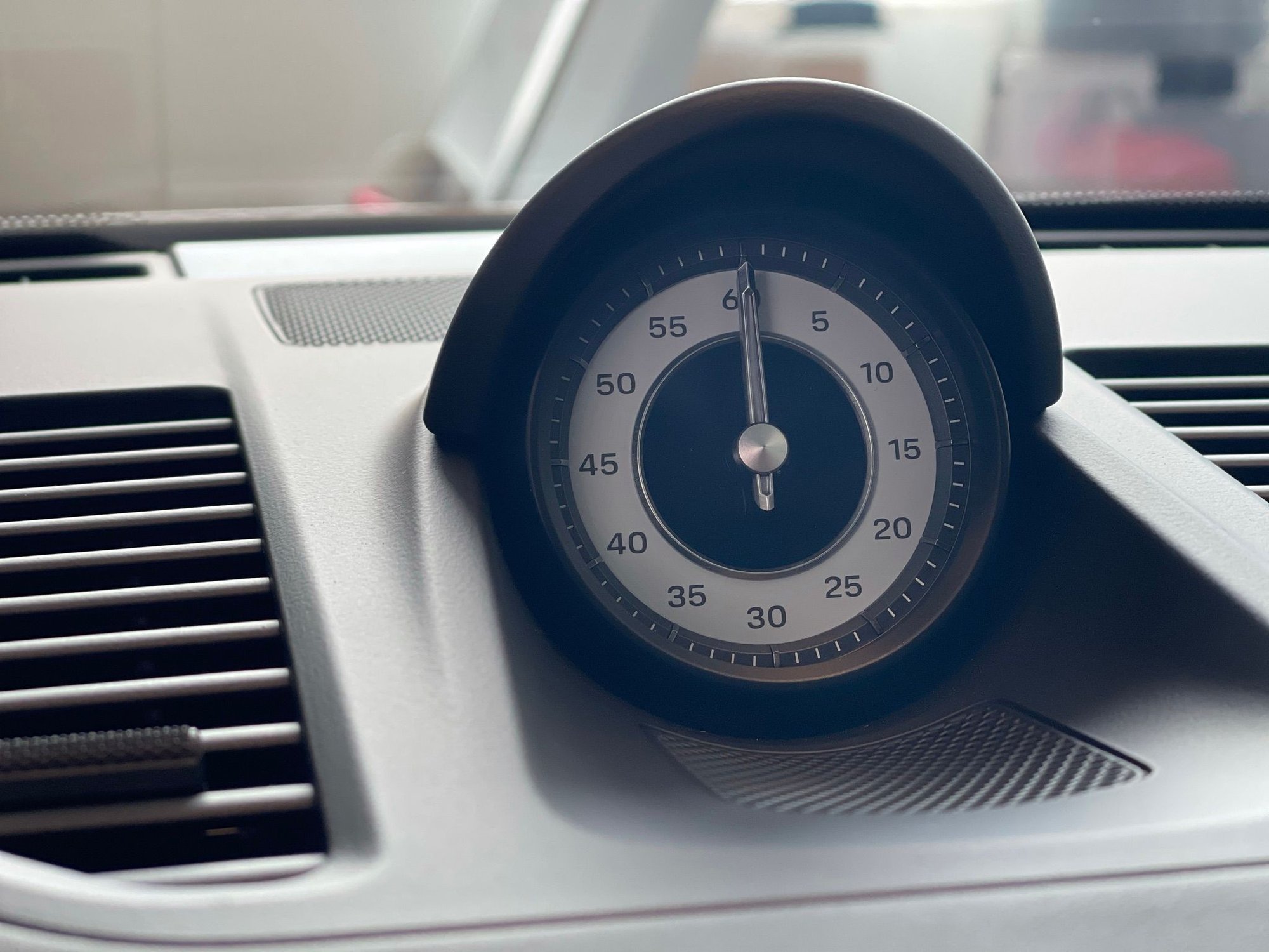 Retrofit Sport Chrono to Porsche Design Clock? Rennlist Porsche Discussion Forums