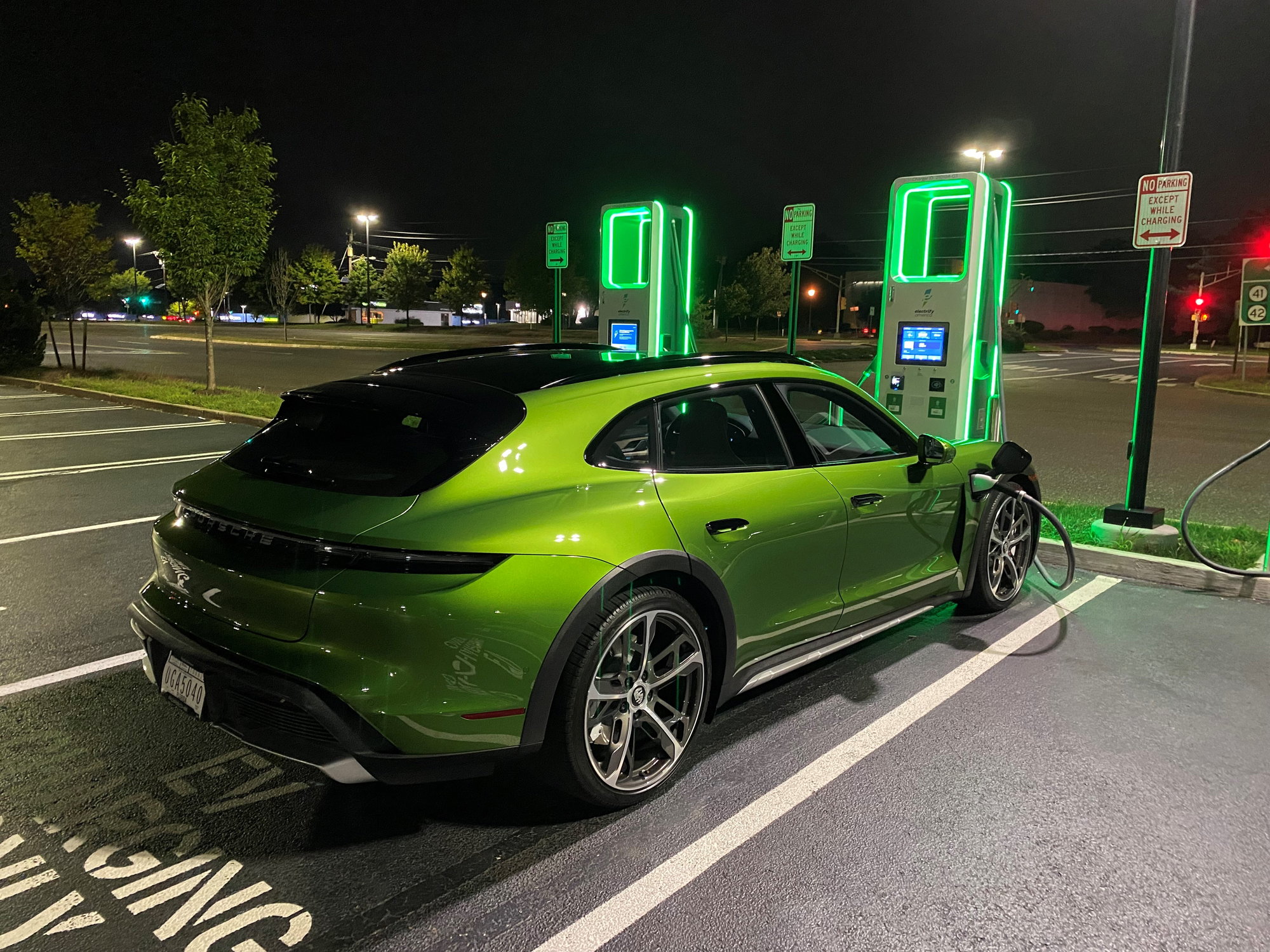 2022 Porsche Taycan - FOR SALE: High-Spec 2022 Mamba Green Taycan 4S Cross Turismo (Private Owner in NJ) - Used - VIN WP0BB2Y11NSA71279 - 4,900 Miles - Other - 4WD - Automatic - Wagon - Other - Deptford, NJ 08096, United States