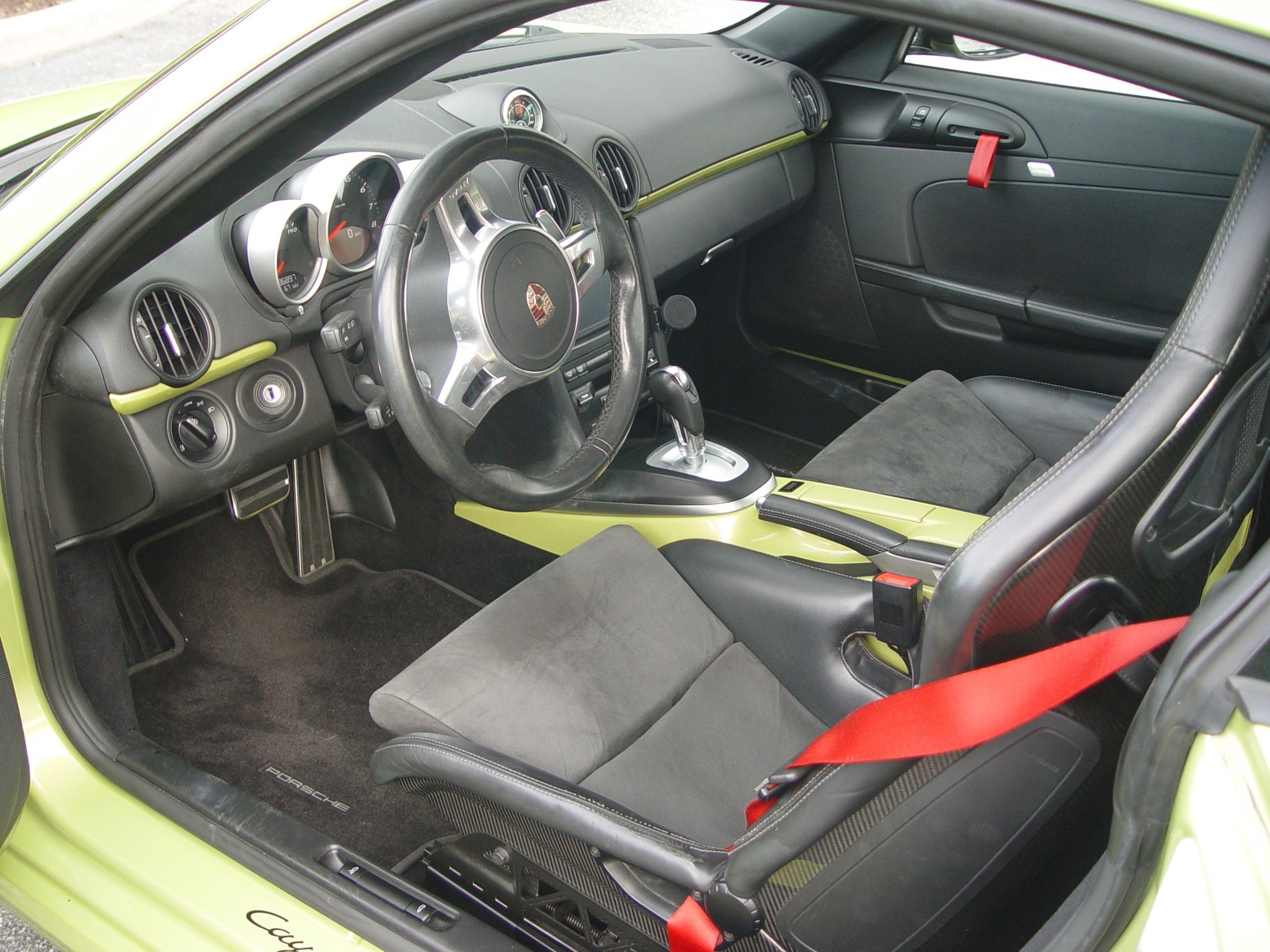 2012 Porsche Cayman - 2012 Cayman R in Peridot - Used - VIN WP0AB2A83CU792186 - 6 cyl - 2WD - Automatic - Coupe - North Fort Myers, FL 33903, United States