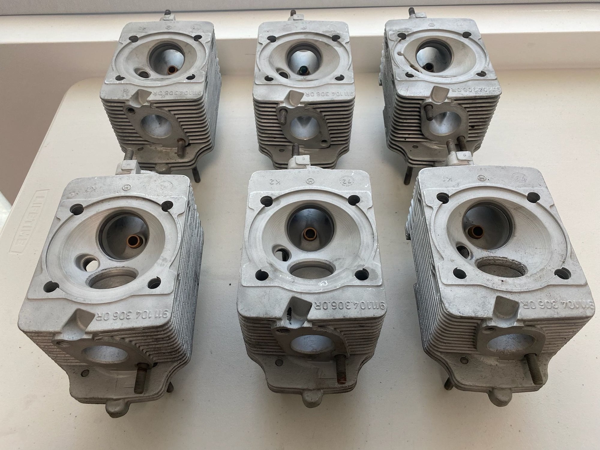 Engine - Internals - Porsche 911 Port-Injected Cylinder Heads 911.104.306.0R set of 6 - Used - 0  All Models - Dallas, TX 75225, United States
