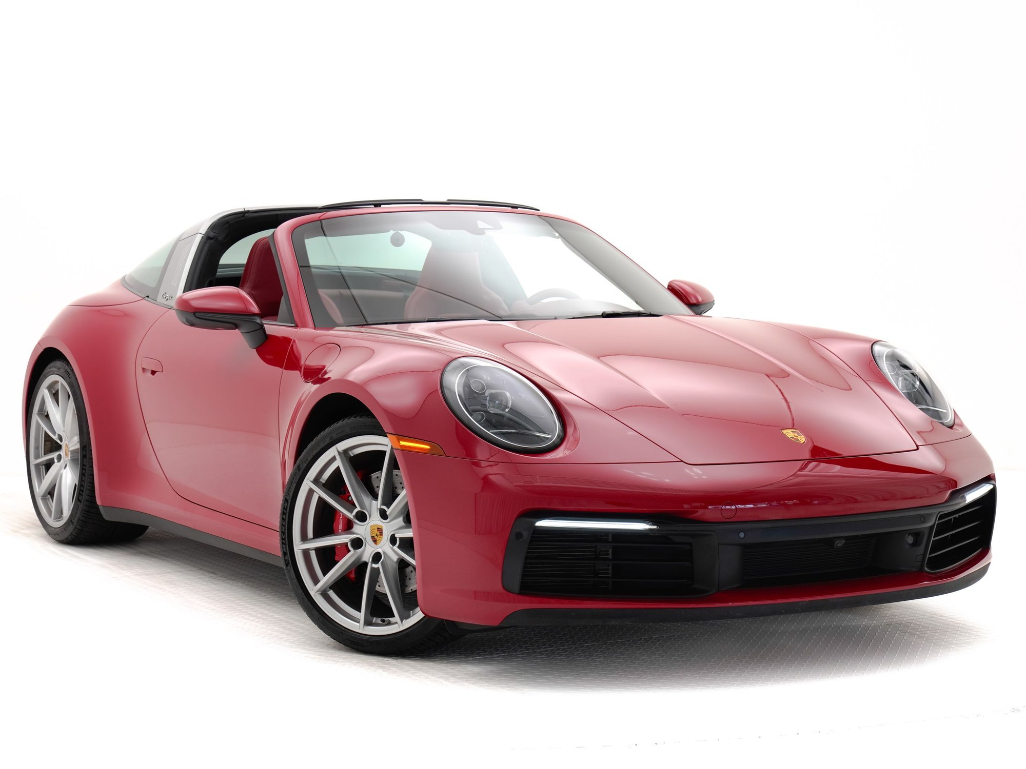 2021 Porsche 911 - FS - 2022 911 Targa 4S - Carmine Red over Bordeaux Red Leather with a MANUAL - Used - VIN WP0BB2A99MS235387 - 9,550 Miles - 6 cyl - 4WD - Manual - Convertible - Red - Beaverton, OR 97005, United States