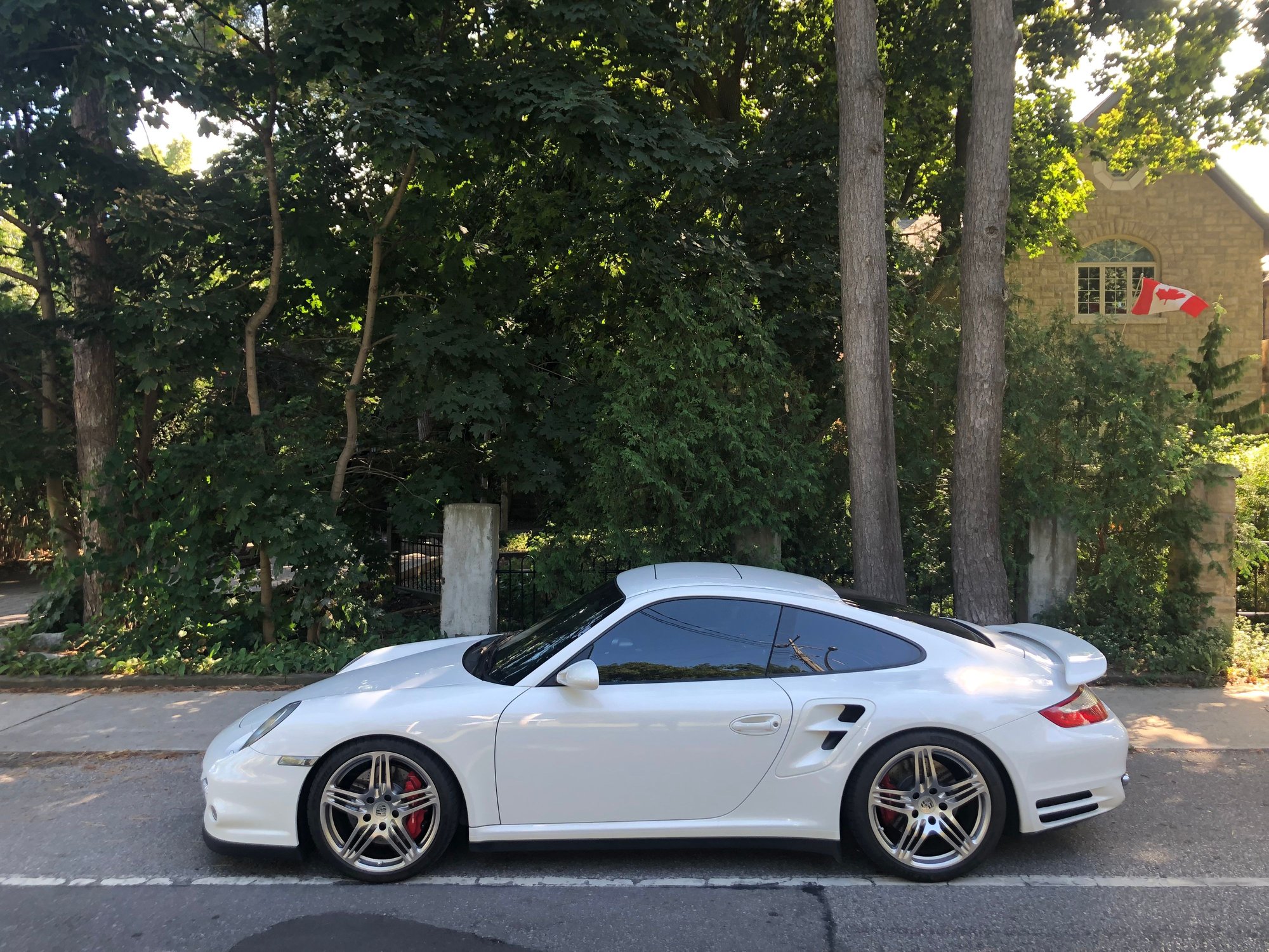 2007 Porsche 911 - Amazing 997 911 TT - Used - VIN WP0AD29997S786045 - 41,563 Miles - 4WD - Automatic - Coupe - White - Toronto, ON M9A2V1, Canada