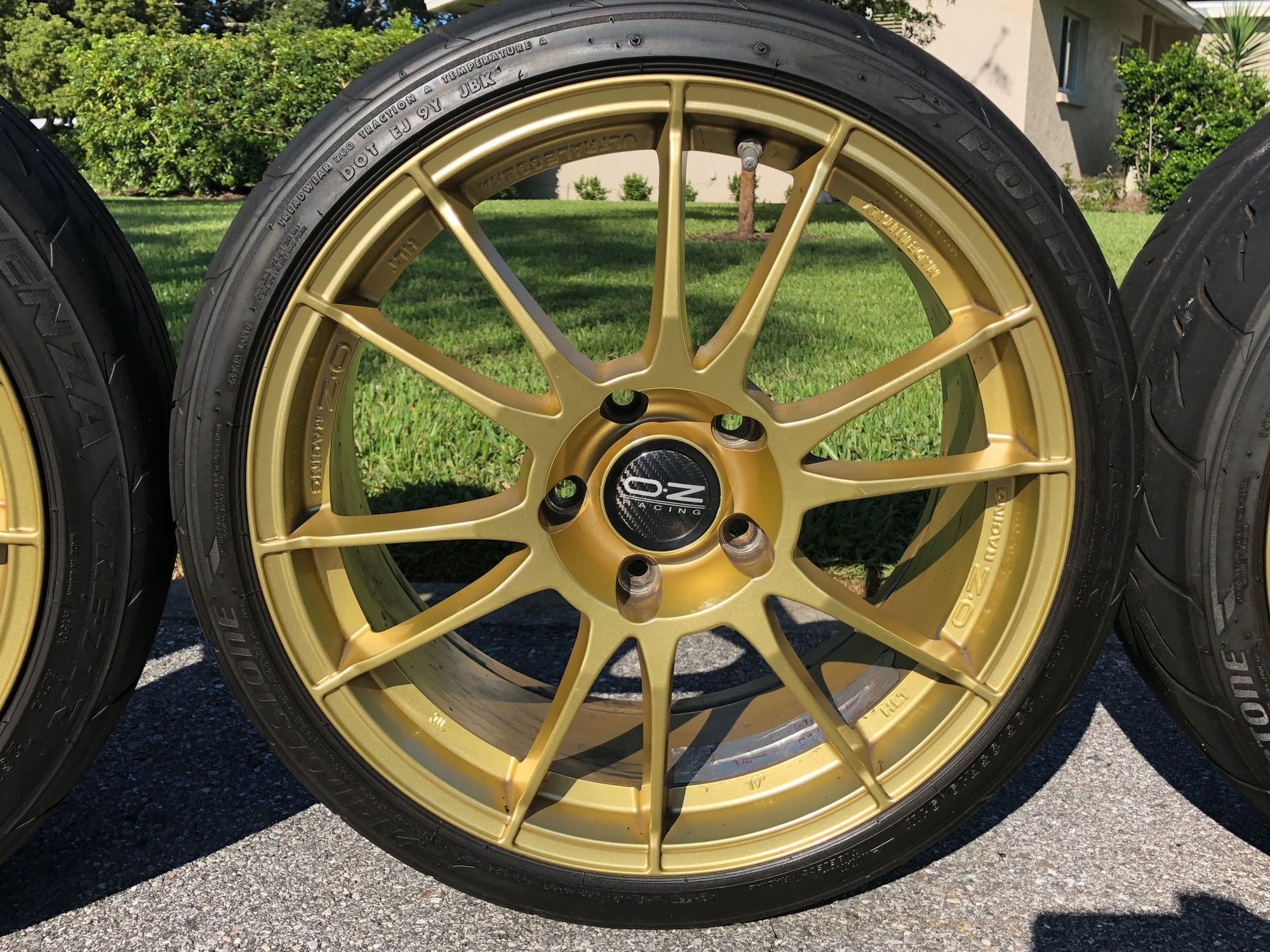 Wheels and Tires/Axles - FS: OZ Ultraleggera Gold 19" w/ Potenza RE-71R Tires - Used - Venice, FL 34285, United States