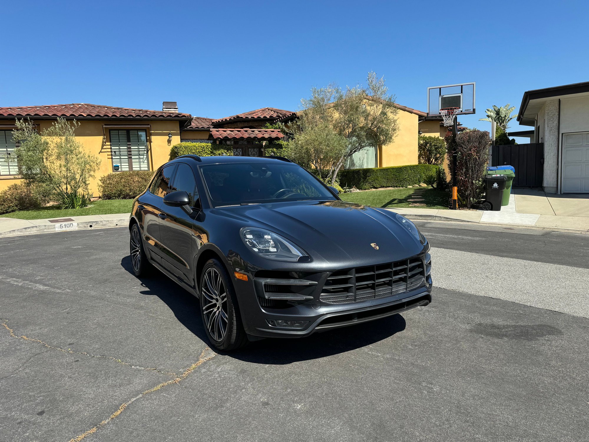 2017 Porsche Macan - 2017 MACAN TURBO PERFORMANCE PACKAGE - Used - VIN WP1AF2A55HLB62076 - 6 cyl - AWD - Automatic - SUV - Gray - Los Angeles, CA 90027, United States