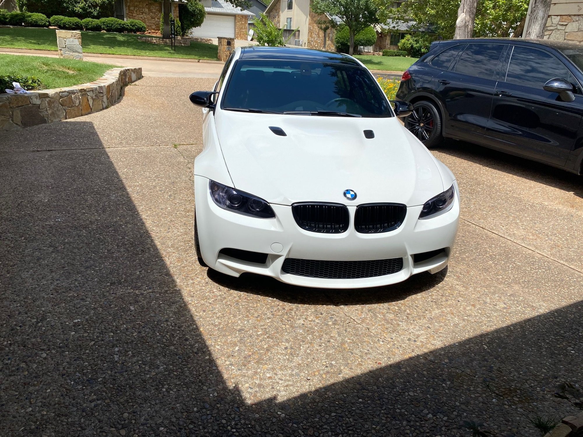 2011 BMW M3 - 2011 BMW M3 E90 - Used - VIN WBSPM9C59BE203353 - 77,500 Miles - 8 cyl - 2WD - Automatic - Sedan - White - Oklahoma City, OK 73120, United States