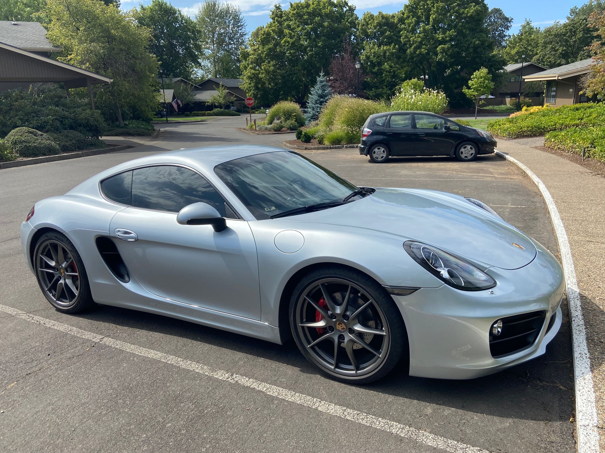 2014 Porsche Cayman - 2014 Cayman S PDK - Rhodium Silver - Full Leather Interior in Black/Luxor Beige - Used - VIN WPOAB2A8XEK193526 - 59,000 Miles - 6 cyl - 2WD - Automatic - Coupe - Silver - Eugene, OR 97408, United States