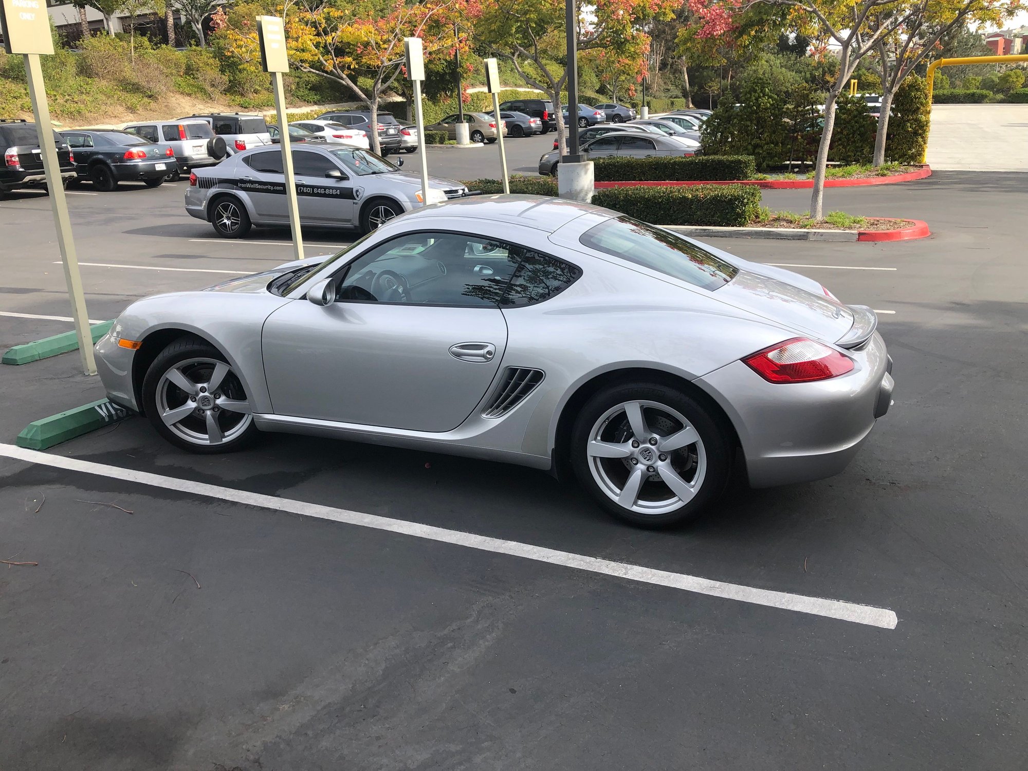 2007 Porsche Cayman - 2007 Porsche Cayman, one owner, 4k miles - Used - VIN WP0AA29837U760903 - 4,000 Miles - 6 cyl - 2WD - Manual - Coupe - Silver - San Diego, CA 92130, United States