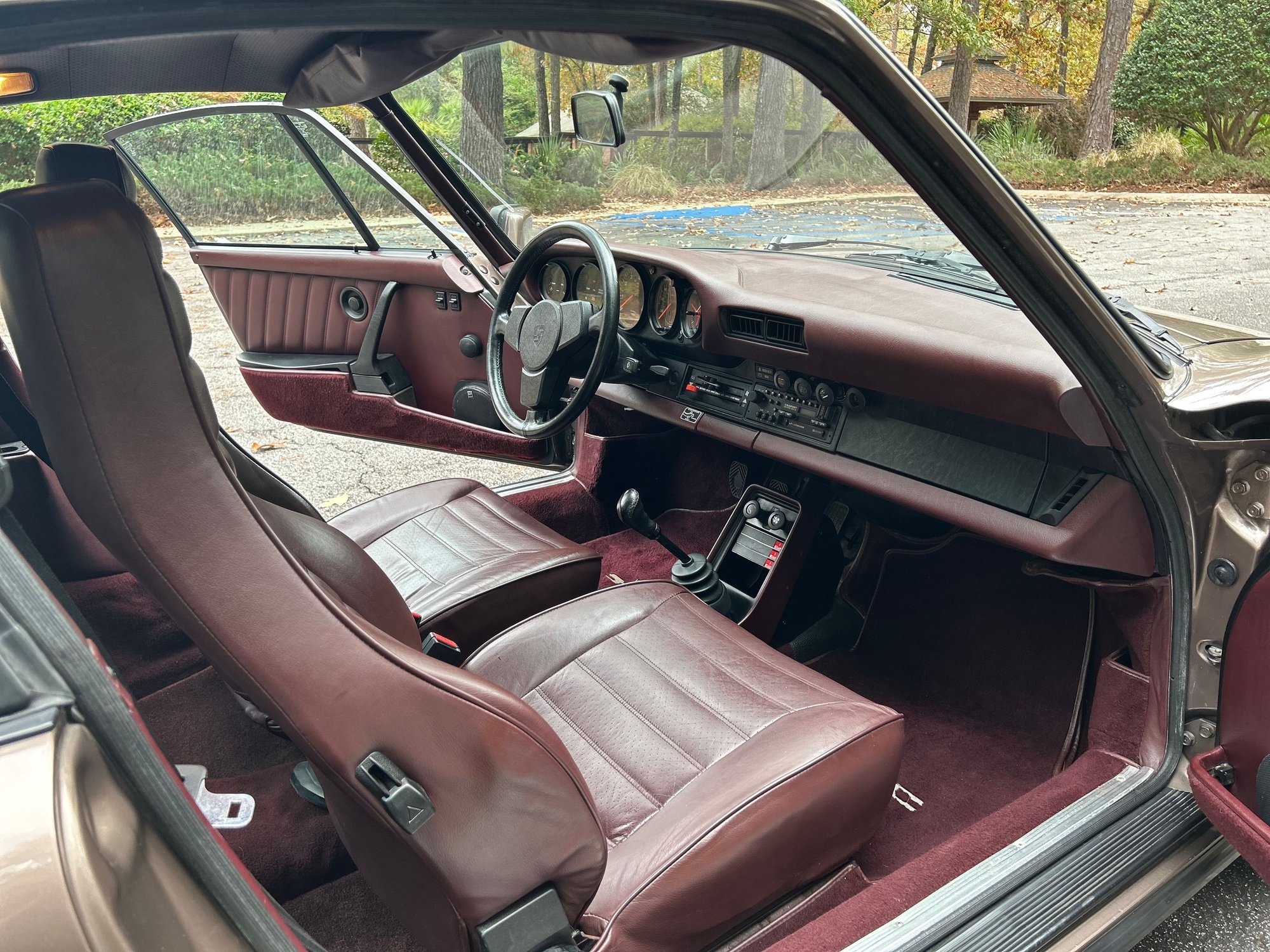 1983 Porsche 911 - Porsche 911SC non-sunroof car - Used - VIN WP0AA0917DS120913 - 6 cyl - 2WD - Manual - Coupe - Other - Columbia, SC 29209, United States
