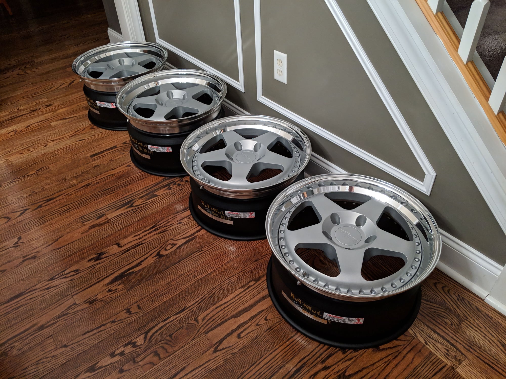 Wheels and Tires/Axles - Rotiform 18" ROC 3-piece forged wheels *LIKE NEW* - Used - 1995 to 2004 Porsche 911 - 2006 to 2016 Porsche Boxster - 2006 to 2016 Porsche Cayman - Webster, NY 14580, United States