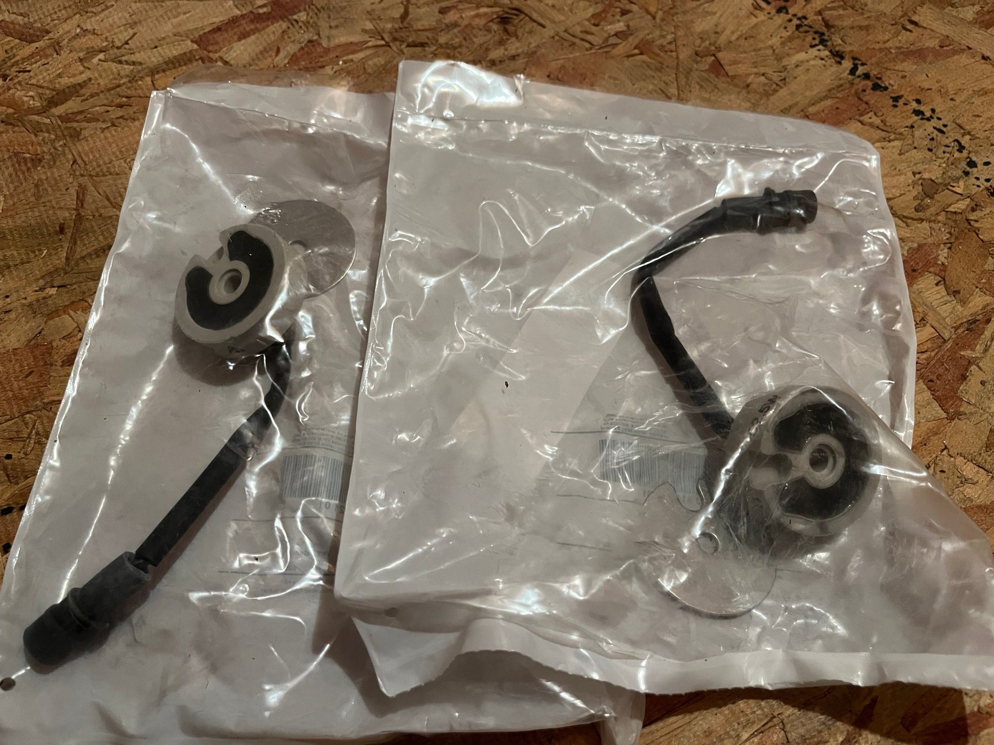 Engine - Electrical - 993 Oil Cooler Blower Motor Resisters (x2) - New - Mckinney, TX 75069, United States