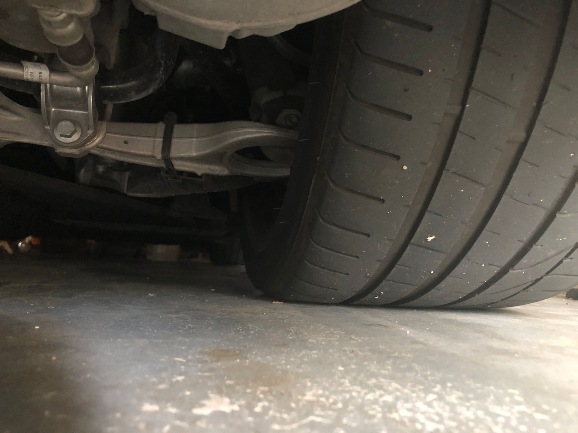 Is this normal tire wear in the rear? - Rennlist - Porsche