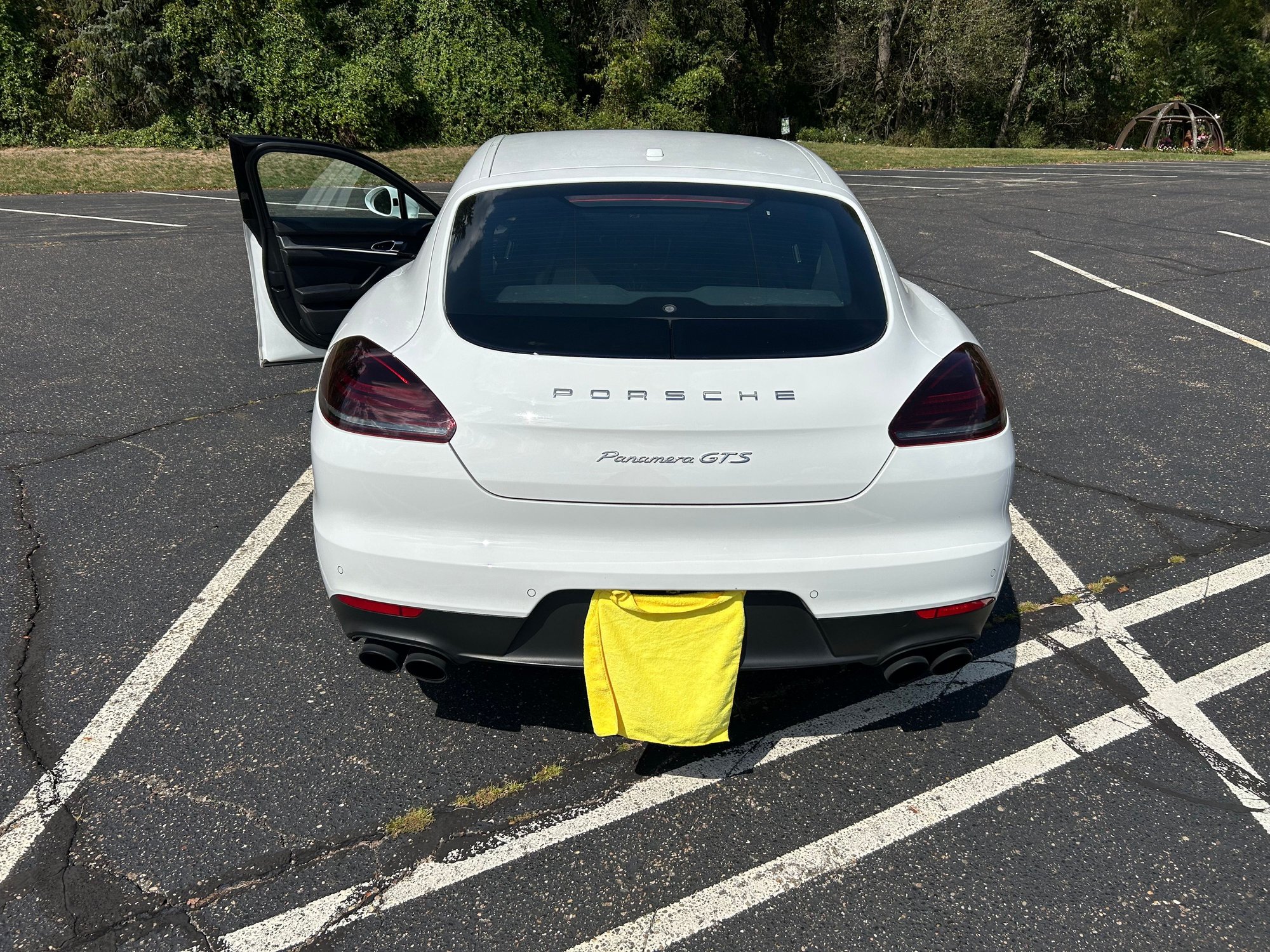2014 Porsche Panamera - Panamera , one owner, no accidents or body work, making room for a newer GTS - Used - VIN WP0AF2A77EL083376 - 49,100 Miles - 8 cyl - AWD - Automatic - Sedan - White - Finleyville, PA 15332, United States