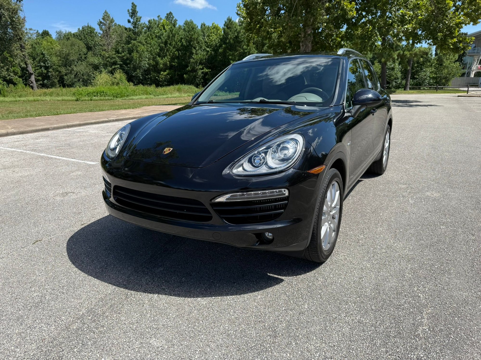 2013 Porsche Cayenne - 2013 Cayenne Diesel for Sale - 40k miles with PASM & Porsche Entry & Drive - Used - VIN WP1AF2A2XDLA40703 - 46,000 Miles - 6 cyl - AWD - Automatic - SUV - Black - Houston, TX 77007, United States