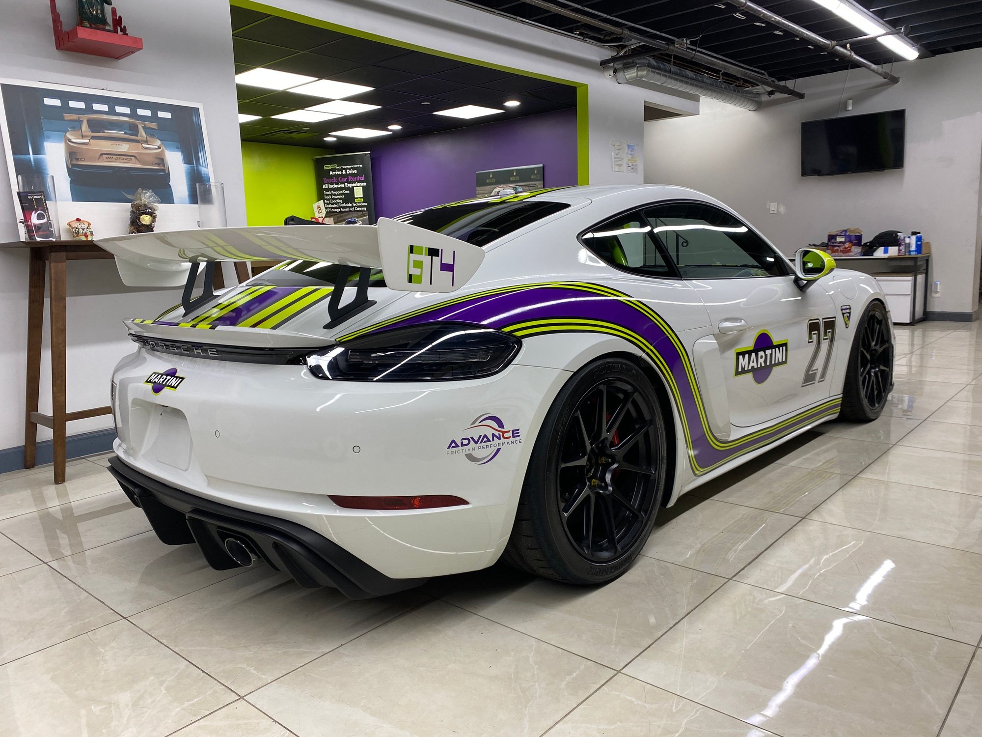 2020 Porsche 718 Cayman - 2020 PORSCHE 718 GT4 MANUAL | 1 OWNER | CLEAN TITLE - Used - VIN WP0AC2A86LK289177 - 11,584 Miles - 6 cyl - 2WD - Manual - Coupe - White - Hayward, CA 94545, United States