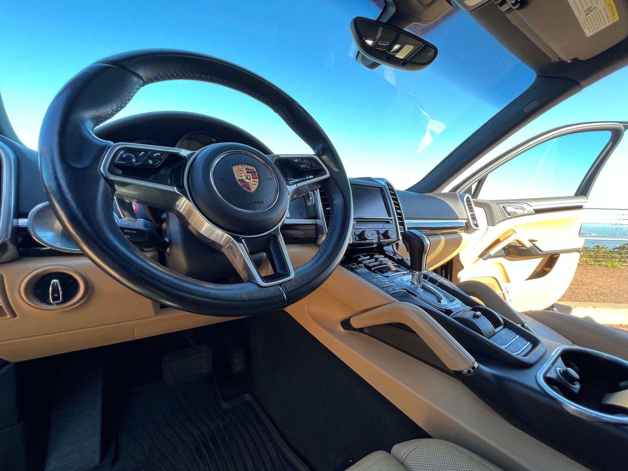 2015 Porsche Cayenne - 2015 Porsche Cayenne Diesel - Used - VIN WP1AF2A28FLA31257 - 63,000 Miles - 6 cyl - AWD - Automatic - SUV - Black - San Francisco, CA 94107, United States
