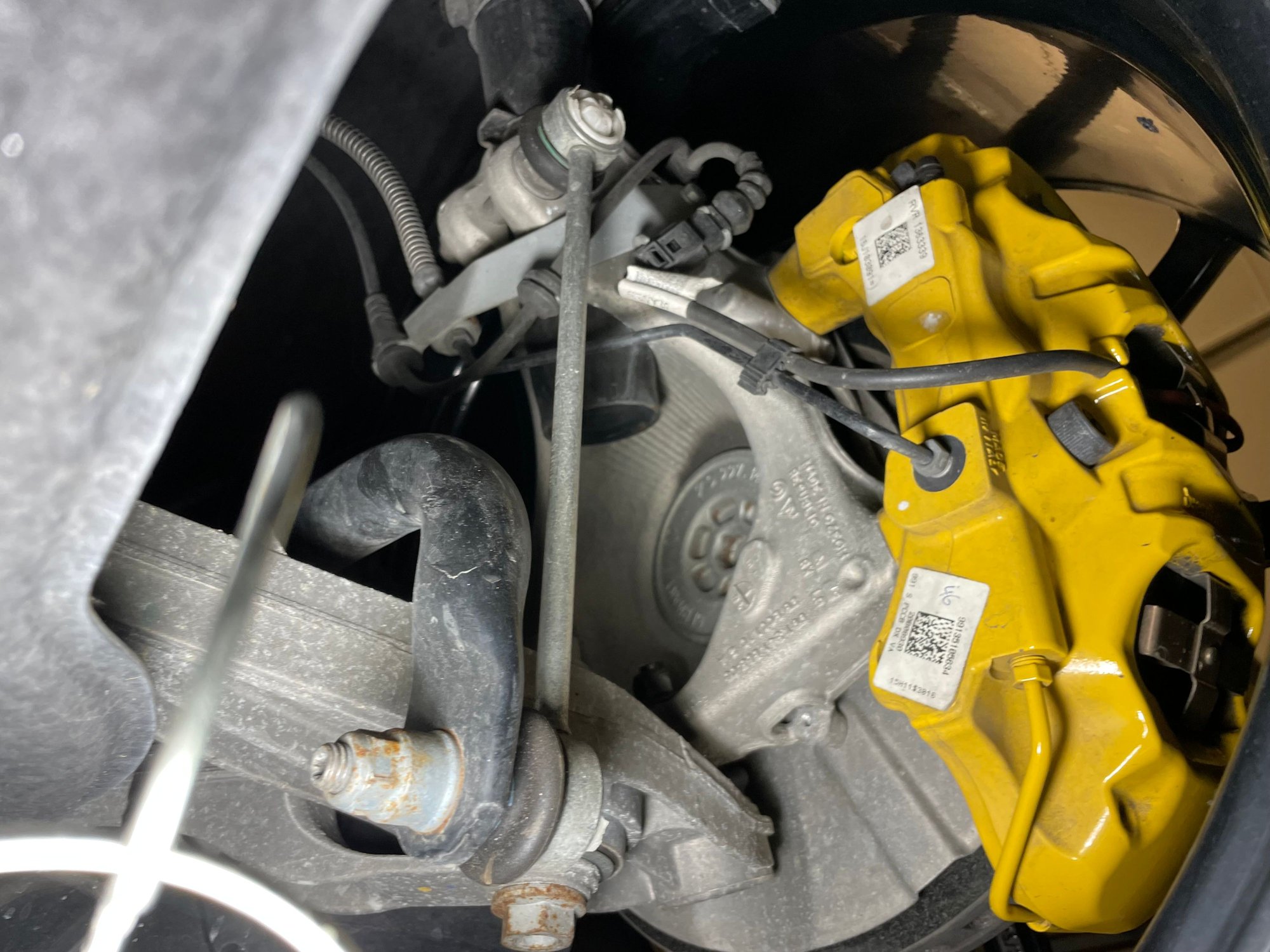 2016 Porsche Boxster - 2016 981 Spyder For Sale - Used - VIN WP0CC2A8XGS152175 - 21,068 Miles - 6 cyl - 2WD - Manual - Convertible - White - Plaistow, NH 03865, United States