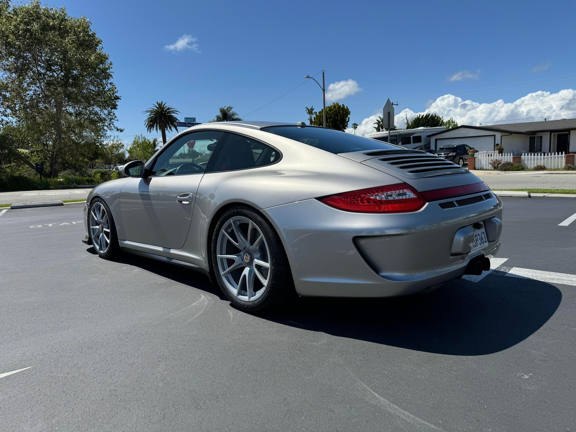 2012 Porsche 911 - 2012 Porsche 997.2 911 Carrera 4 GTS Coupe - Used - VIN WP0AB2A92CS720979 - 55,156 Miles - 6 cyl - 4WD - Automatic - Coupe - Silver - Costa Mesa, CA 92626, United States