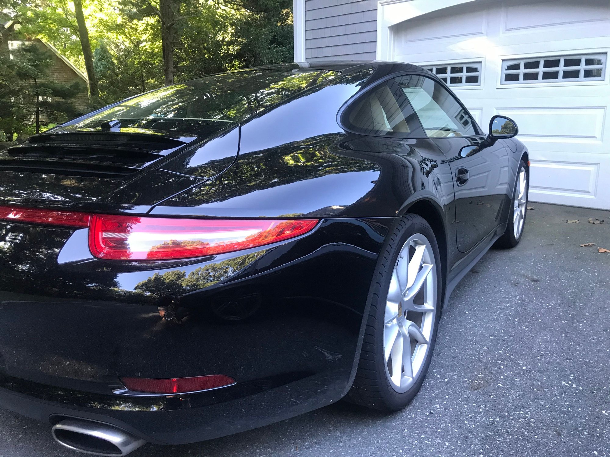 2016 Porsche 911 - 2016 Porsche Carrera 4 (C4) - Used - VIN WP0AA2A96GS106381 - 33,300 Miles - 6 cyl - AWD - Manual - Coupe - Black - North Kingstown, RI 02852, United States
