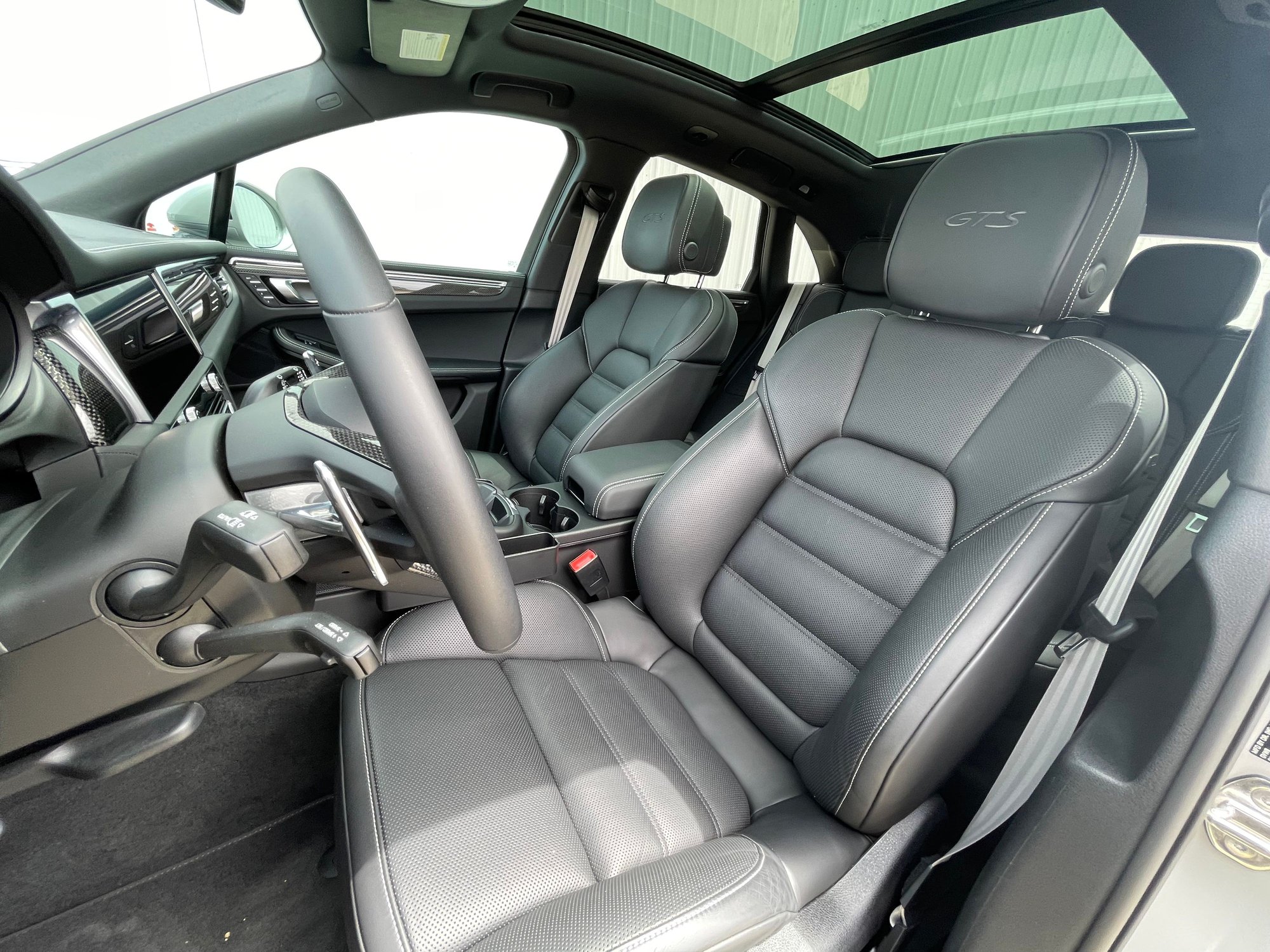 2022 Porsche Macan - Macan GTS 2022 - Used - VIN WP1AF2A59NLB31764 - 3,000 Miles - 6 cyl - AWD - Automatic - SUV - Other - Encinitas, CA 92024, United States