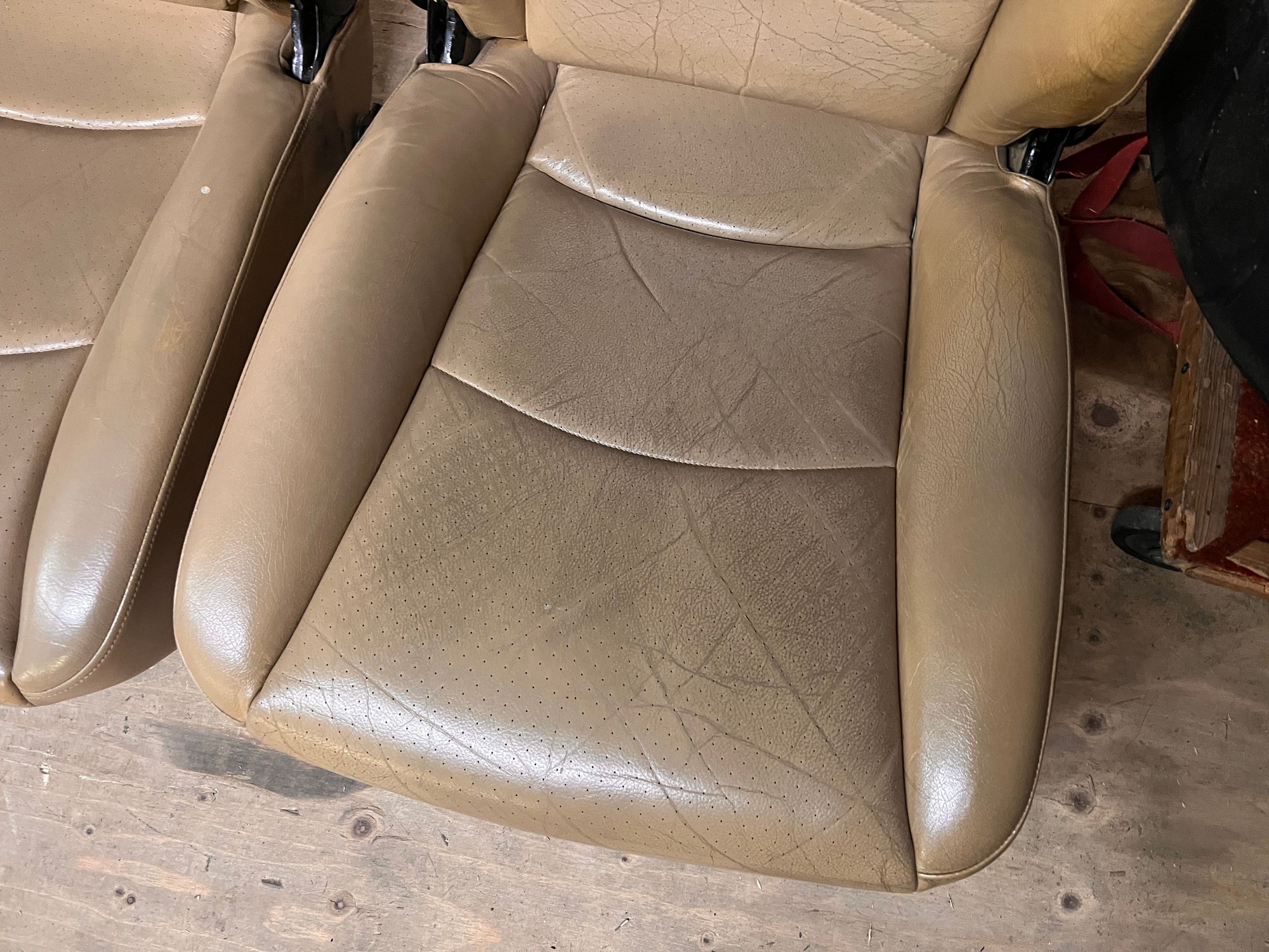 Interior/Upholstery - Porsche 993 front seats Cashmere tan 8way / 8way - Used - 1995 to 1998 Porsche 911 - San Carlos, CA 94070, United States